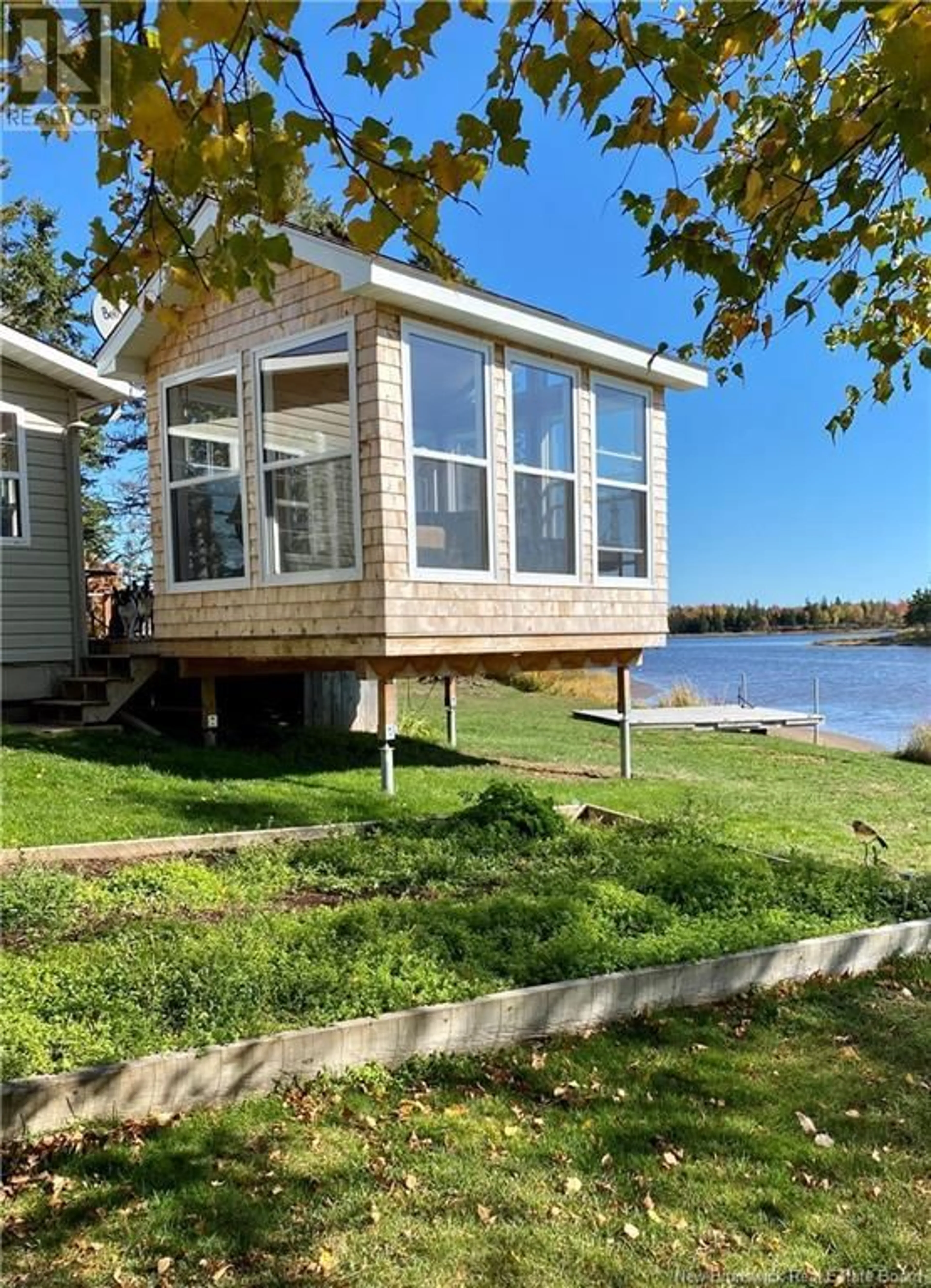 Home with vinyl exterior material, water/lake/river/ocean view for 47 CLEAR VIEW ROAD, Grand-Barachois New Brunswick E4P6Z1