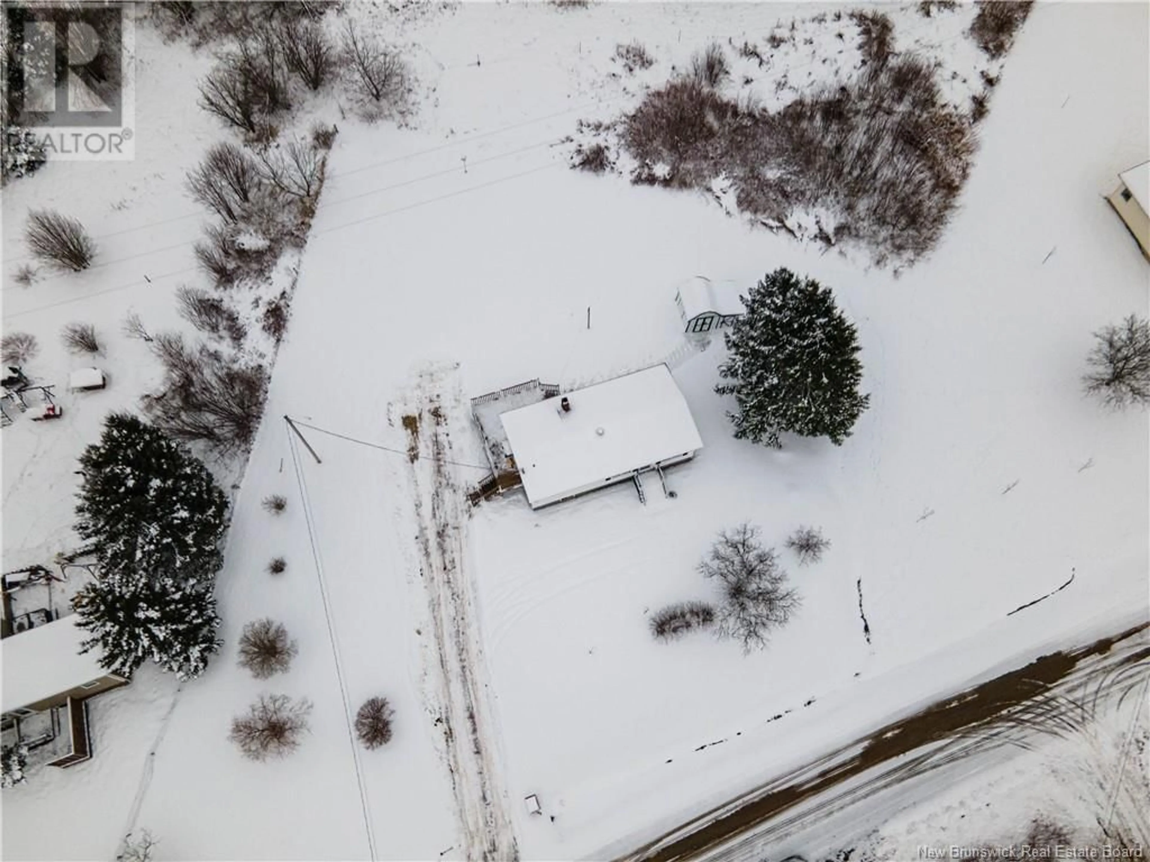 A pic from outside/outdoor area/front of a property/back of a property/a pic from drone, building for 19 Sunset Avenue, Apohaqui New Brunswick E5P3R2