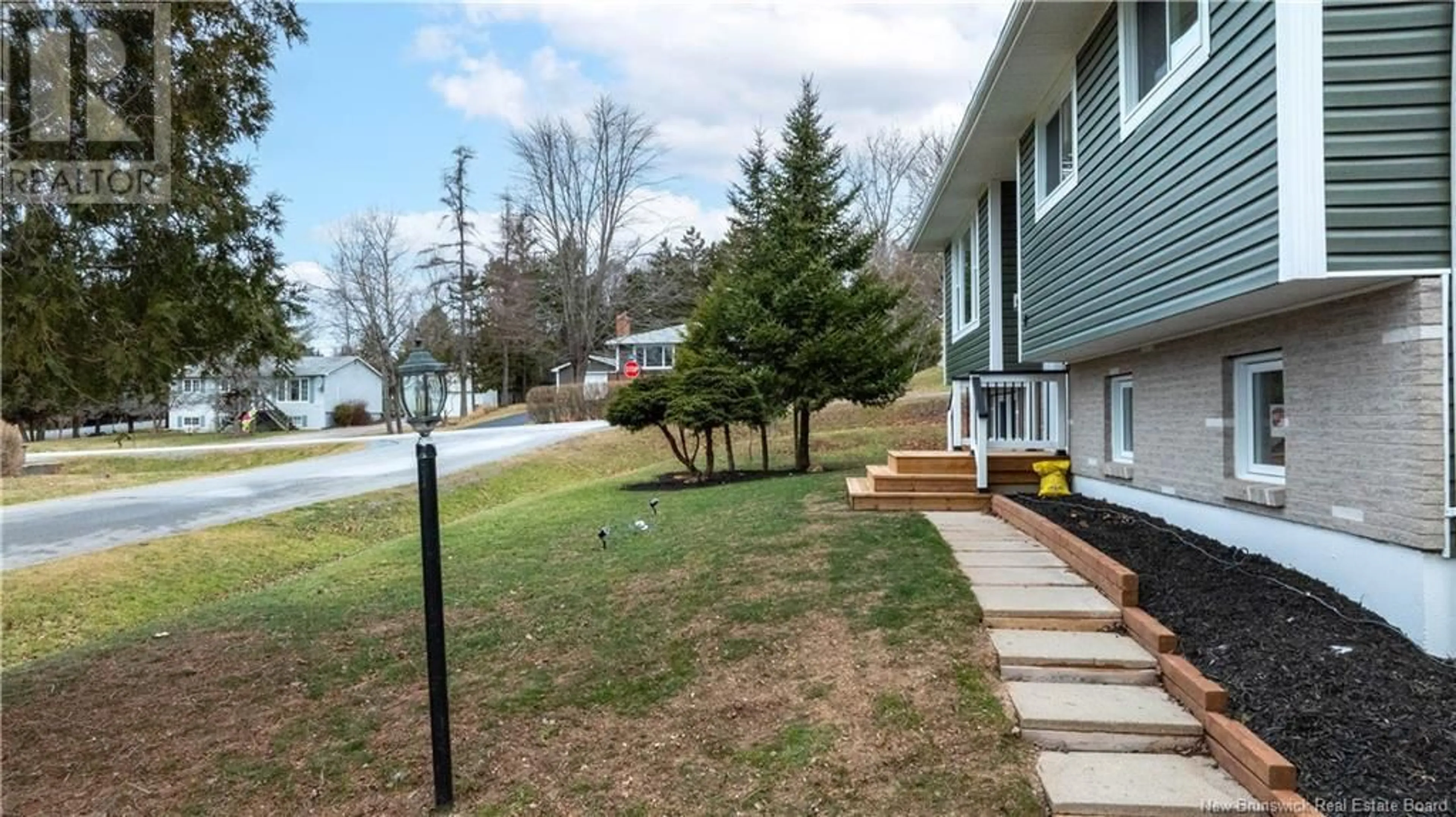 Patio, water/lake/river/ocean view for 14 Jefferies Downs, Quispamsis New Brunswick E2E1B3