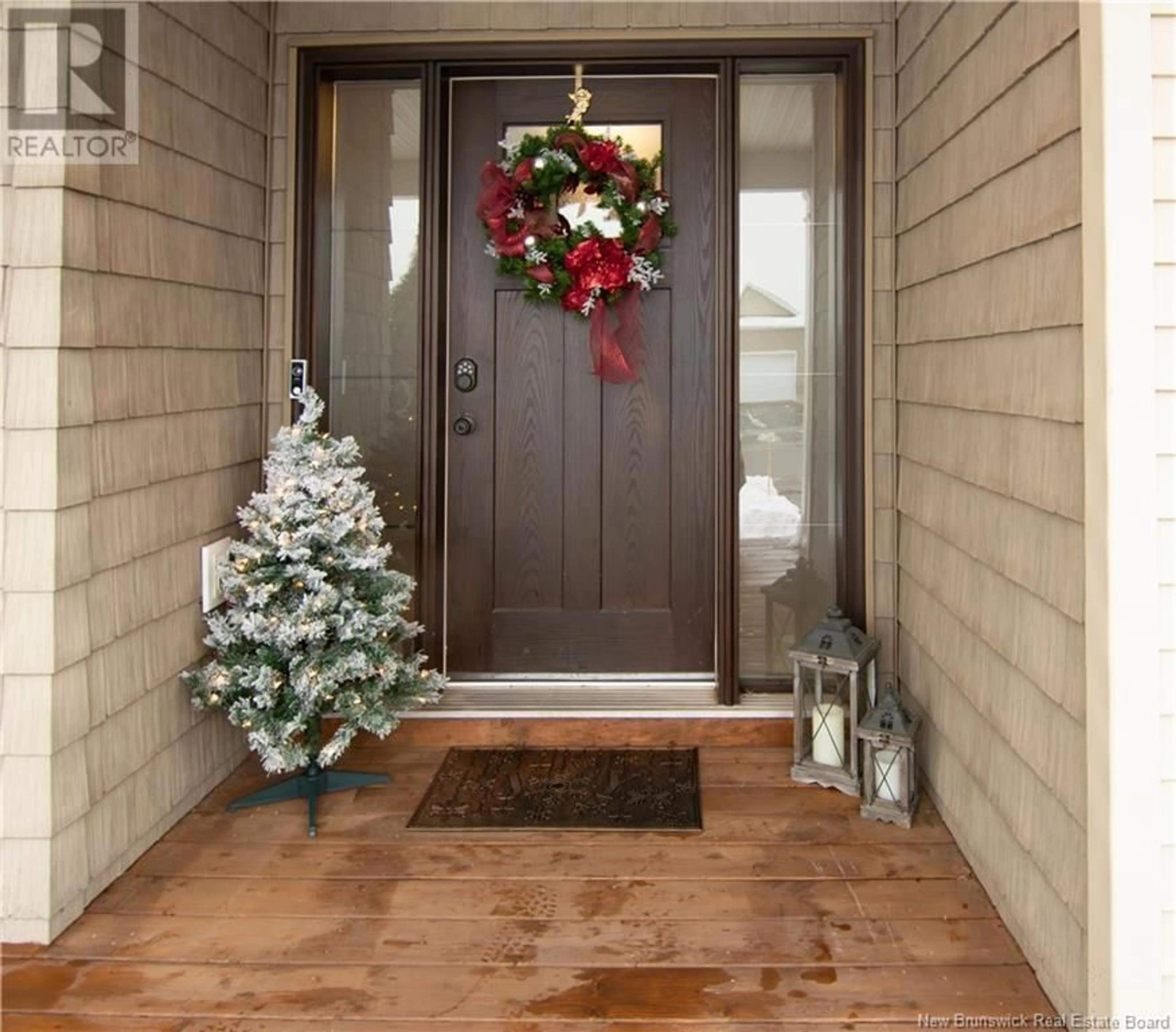 Indoor entryway for 115 Amiens Drive, Moncton New Brunswick E1G0X4