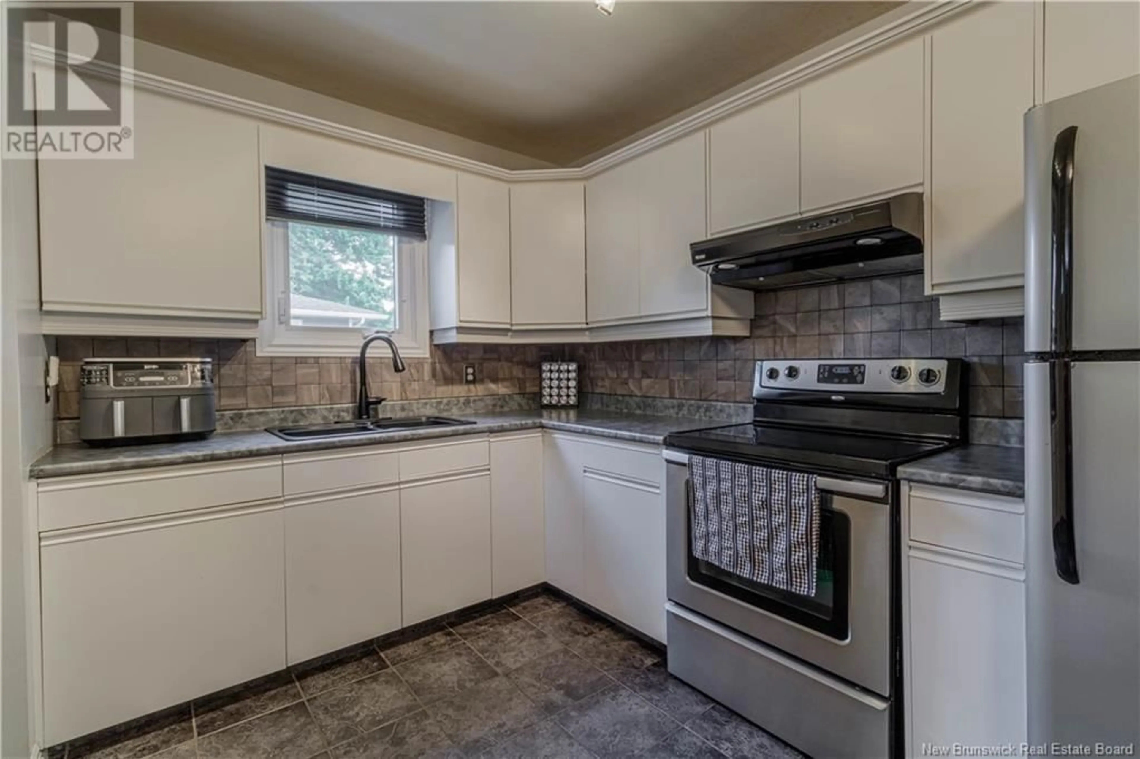 Standard kitchen, unknown for 67 Manchester Crescent, Riverview New Brunswick E1B3G6