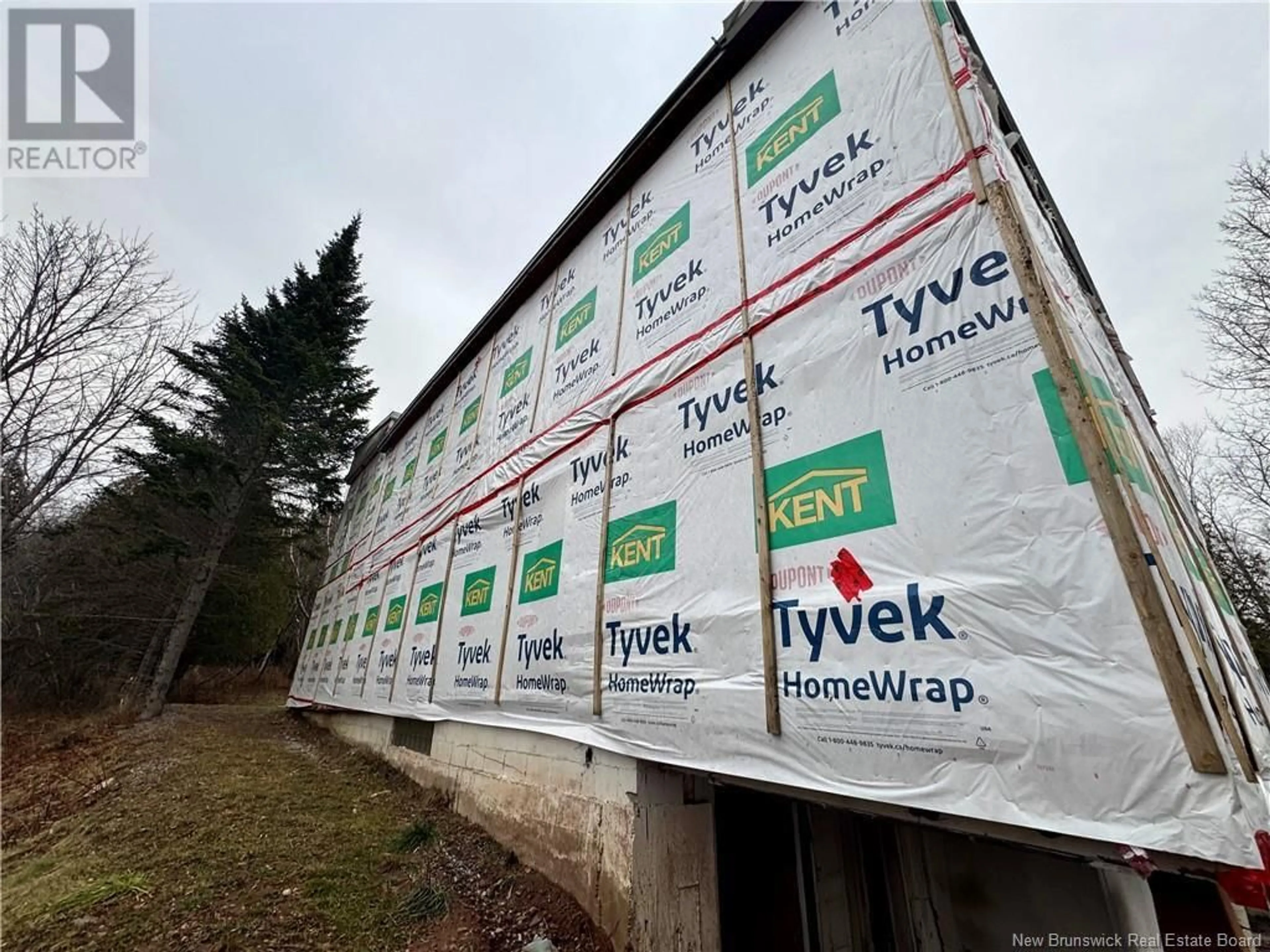 Home with vinyl exterior material, building for 227 Hammond River Road, Quispamsis New Brunswick E2G1G7