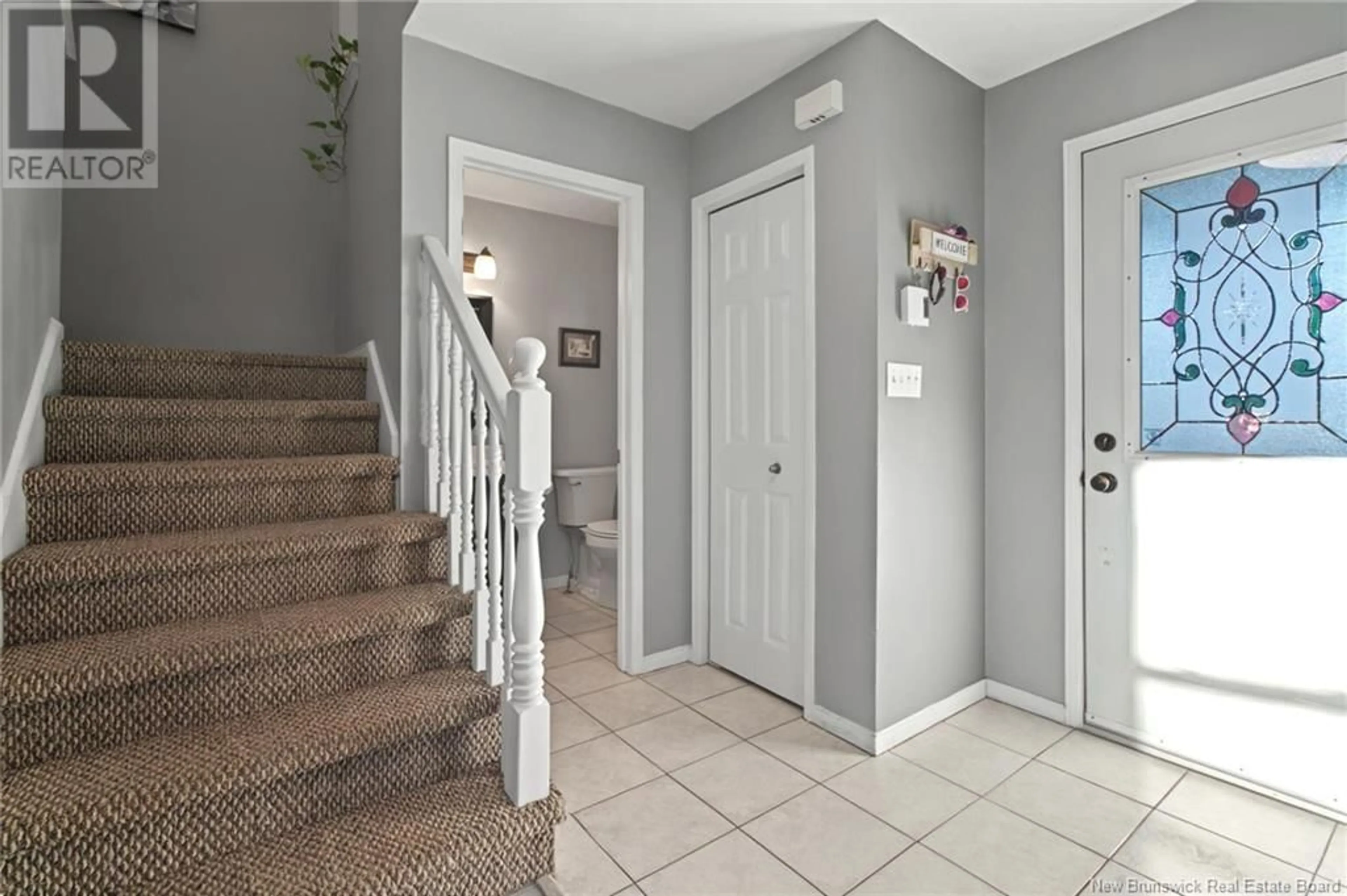 Indoor entryway for 57 Armoyan Court, Moncton New Brunswick E1G4T5