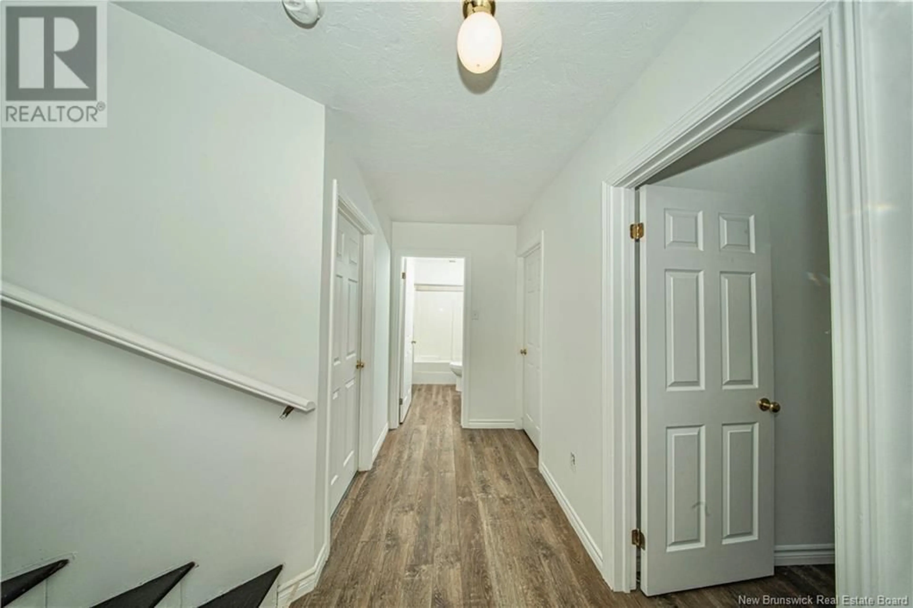 Indoor entryway for 25 Thaddee Street, Dieppe New Brunswick E1A6V4