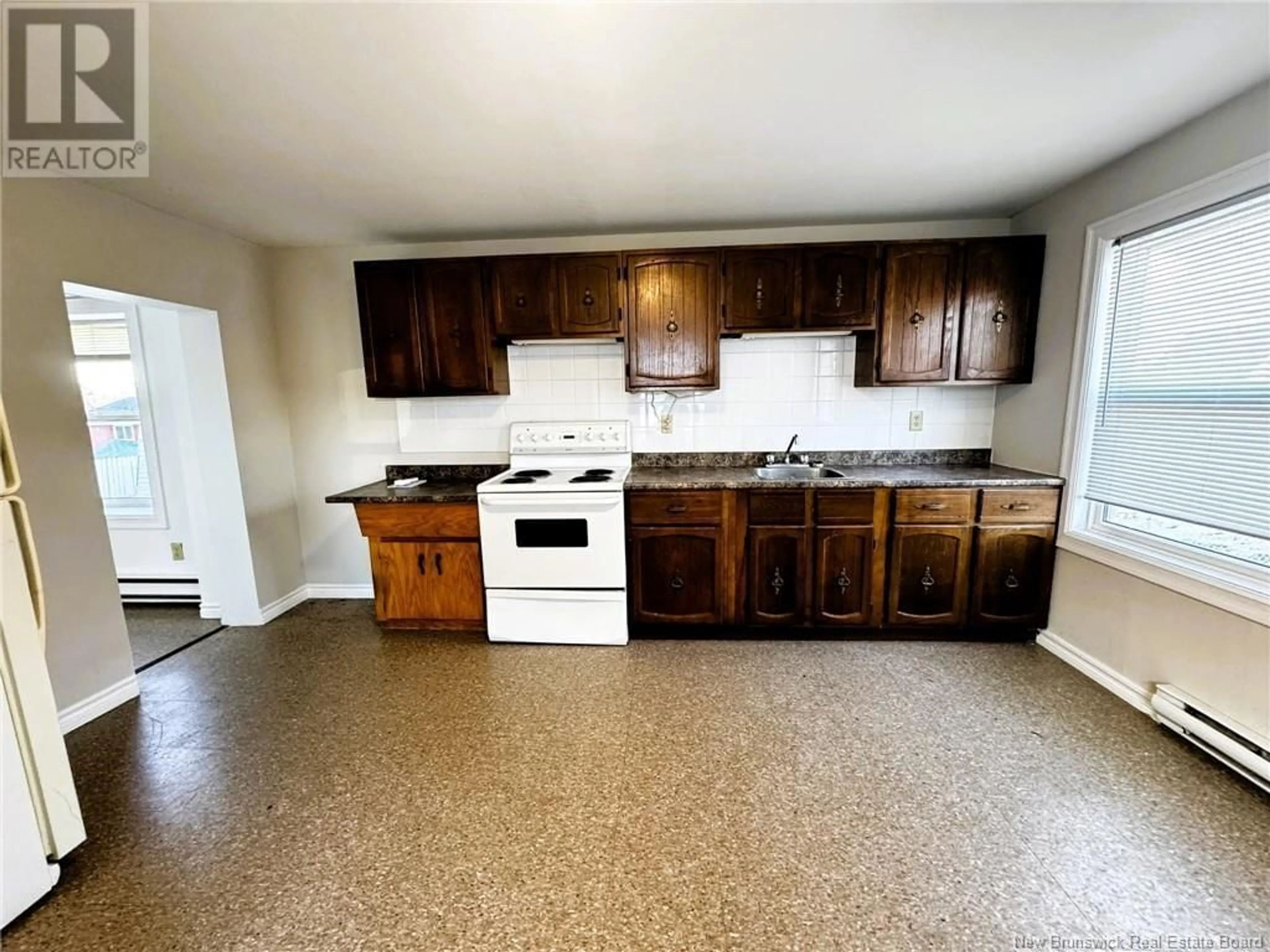 Standard kitchen, unknown for 16 Warren Avenue, Miramichi New Brunswick E1N2J3