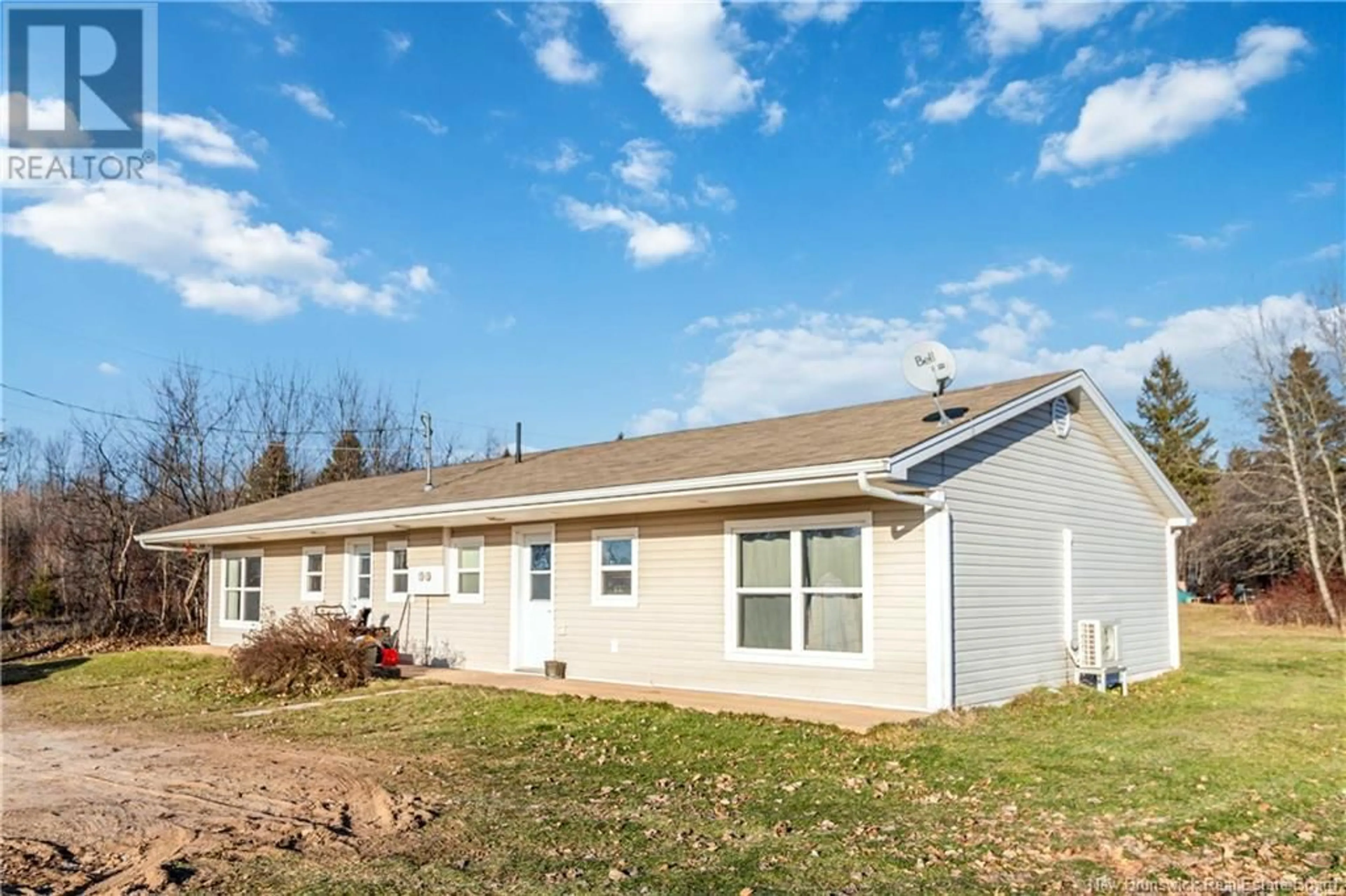 Home with vinyl exterior material, water/lake/river/ocean view for 1911 Route 885, Havelock New Brunswick E4Z5M5