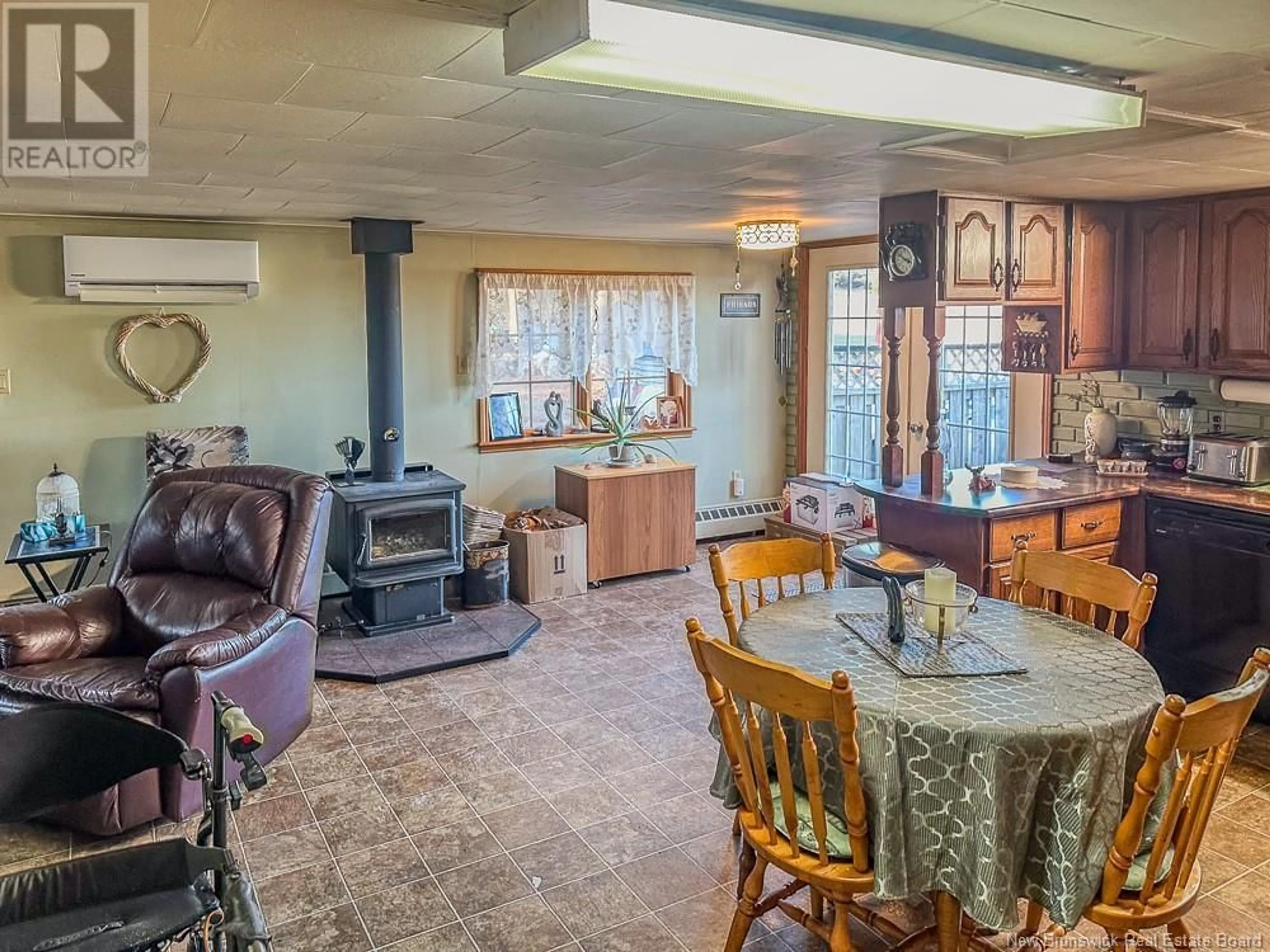 Dining room, ceramic/tile floor for 7660 Route 102, Lower Greenwich New Brunswick E5K4G5