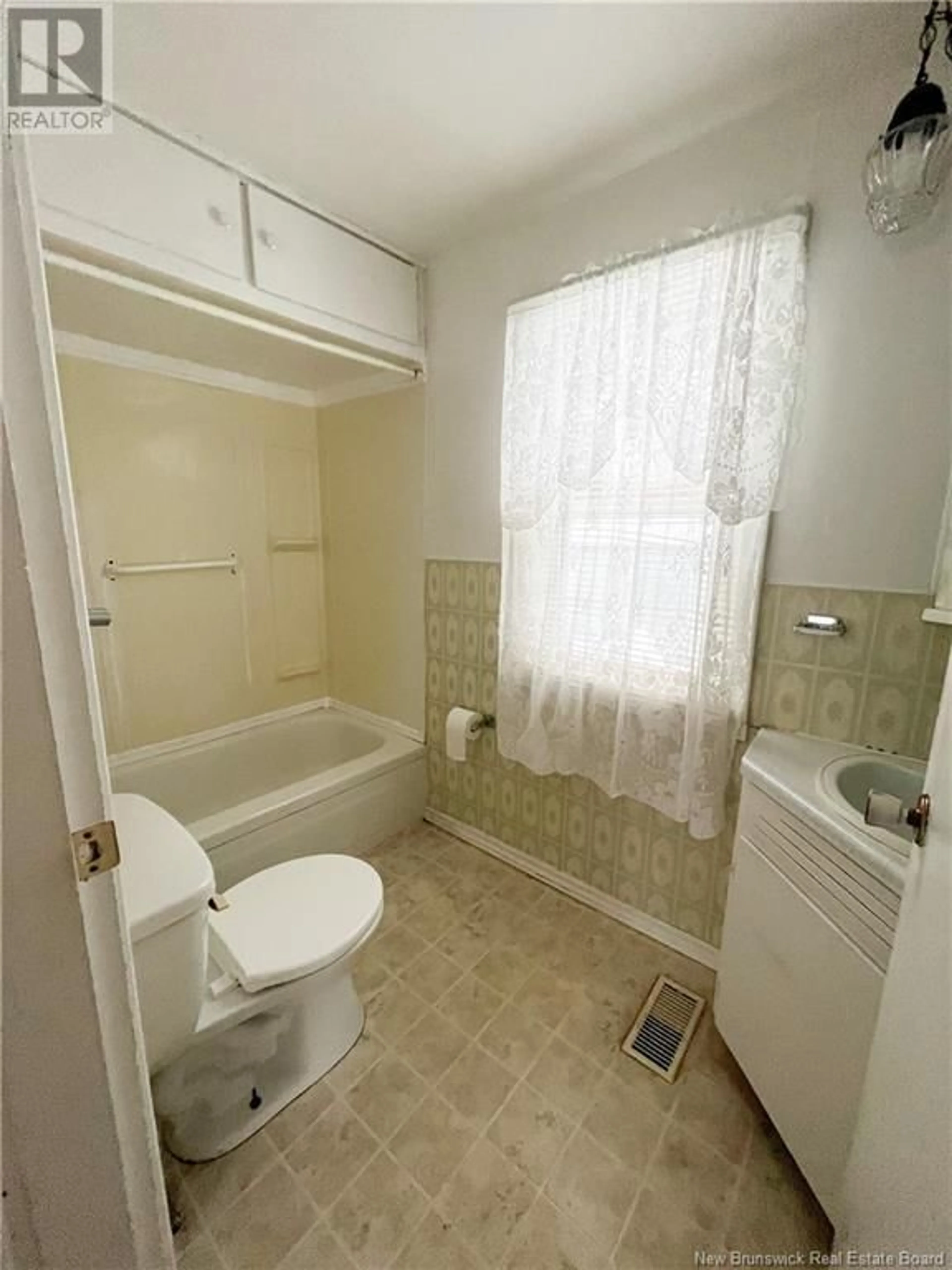 Standard bathroom, unknown for 4707 HWY 108, Derby New Brunswick E1V5E1