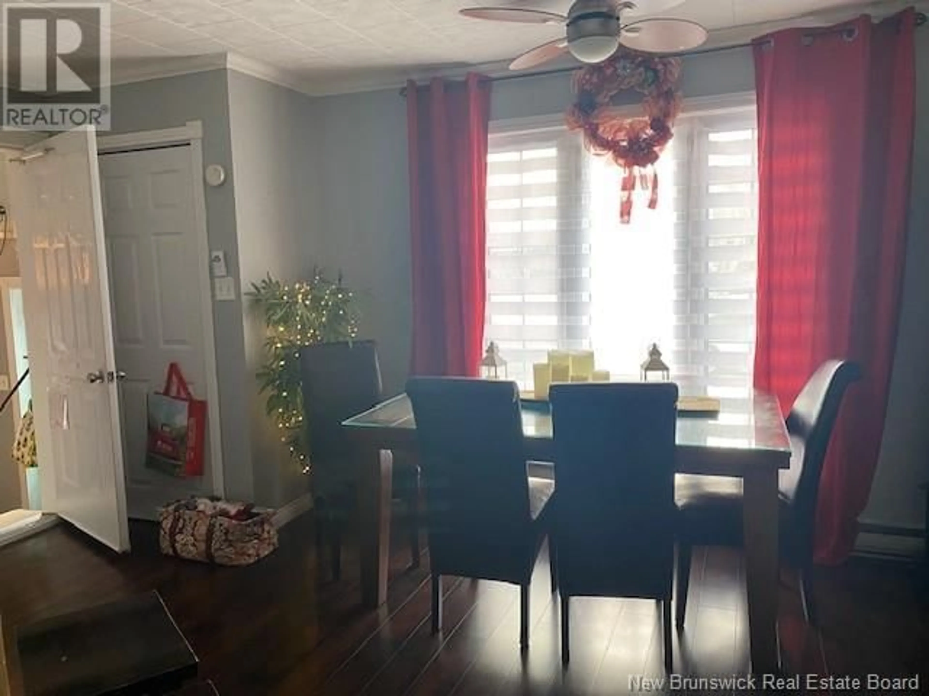 Dining room, wood/laminate floor for 172 Route 280, Dundee New Brunswick E8E1Y5