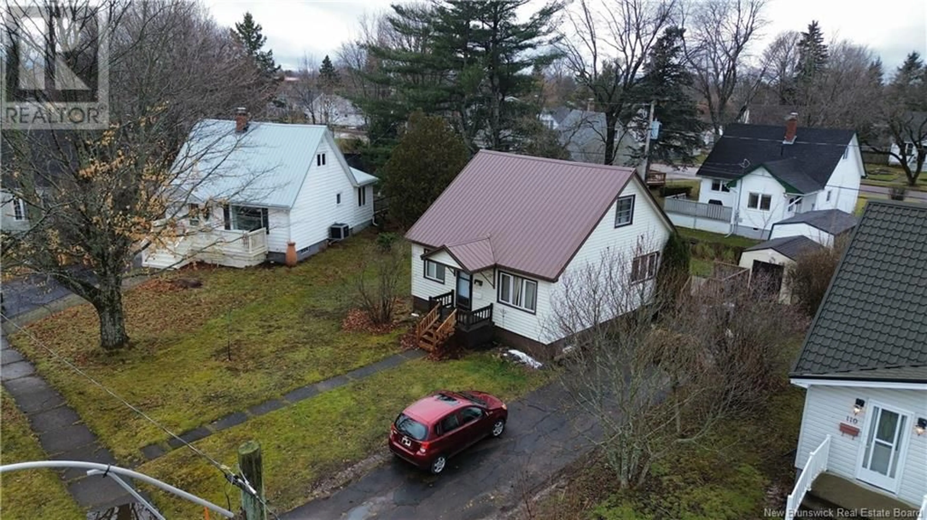 A pic from outside/outdoor area/front of a property/back of a property/a pic from drone, street for 106 Humphrey Street, Moncton New Brunswick E1C6P1