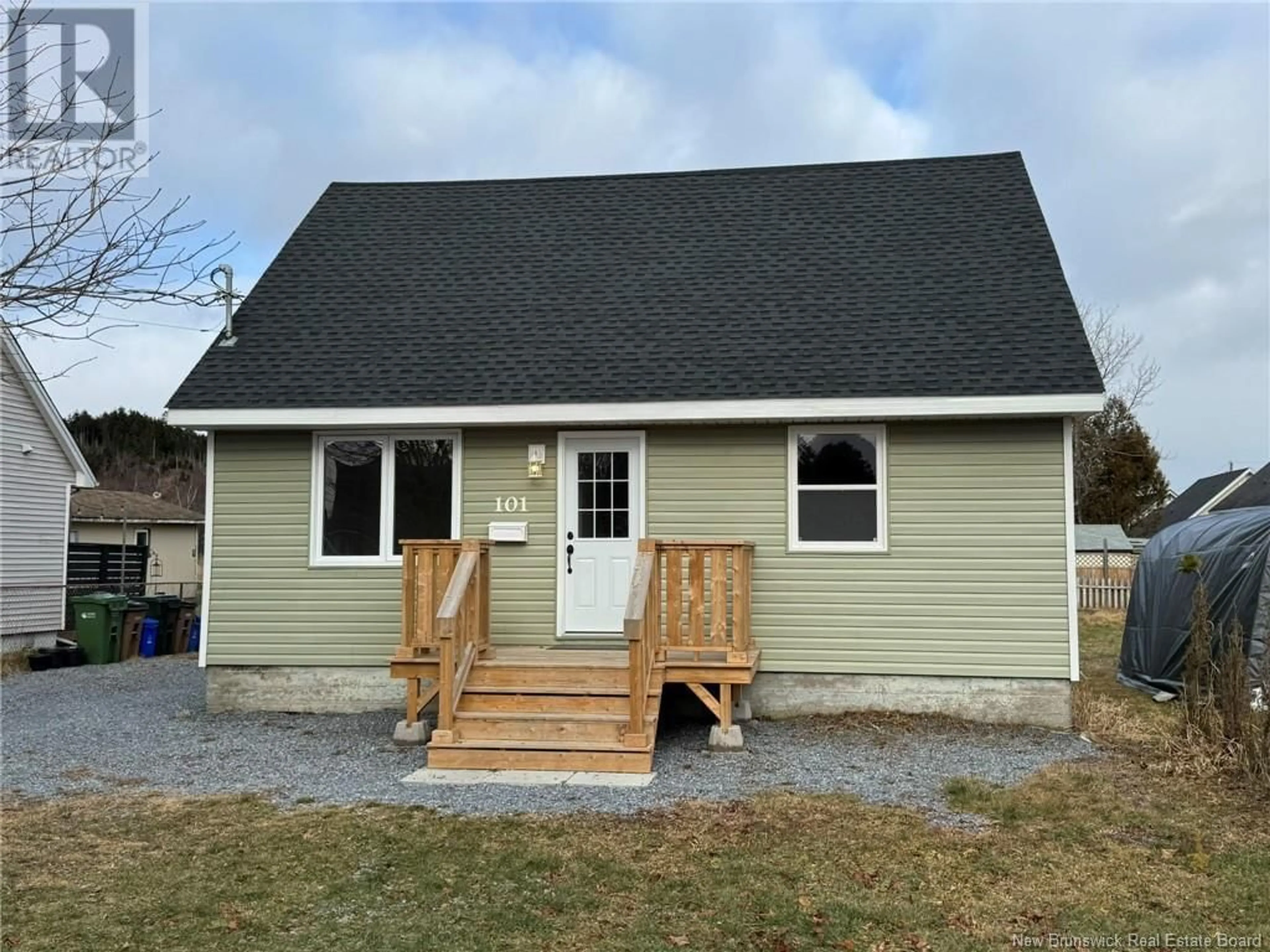 Home with vinyl exterior material, street for 101 Broadway Avenue, Saint John New Brunswick E2H1Z9