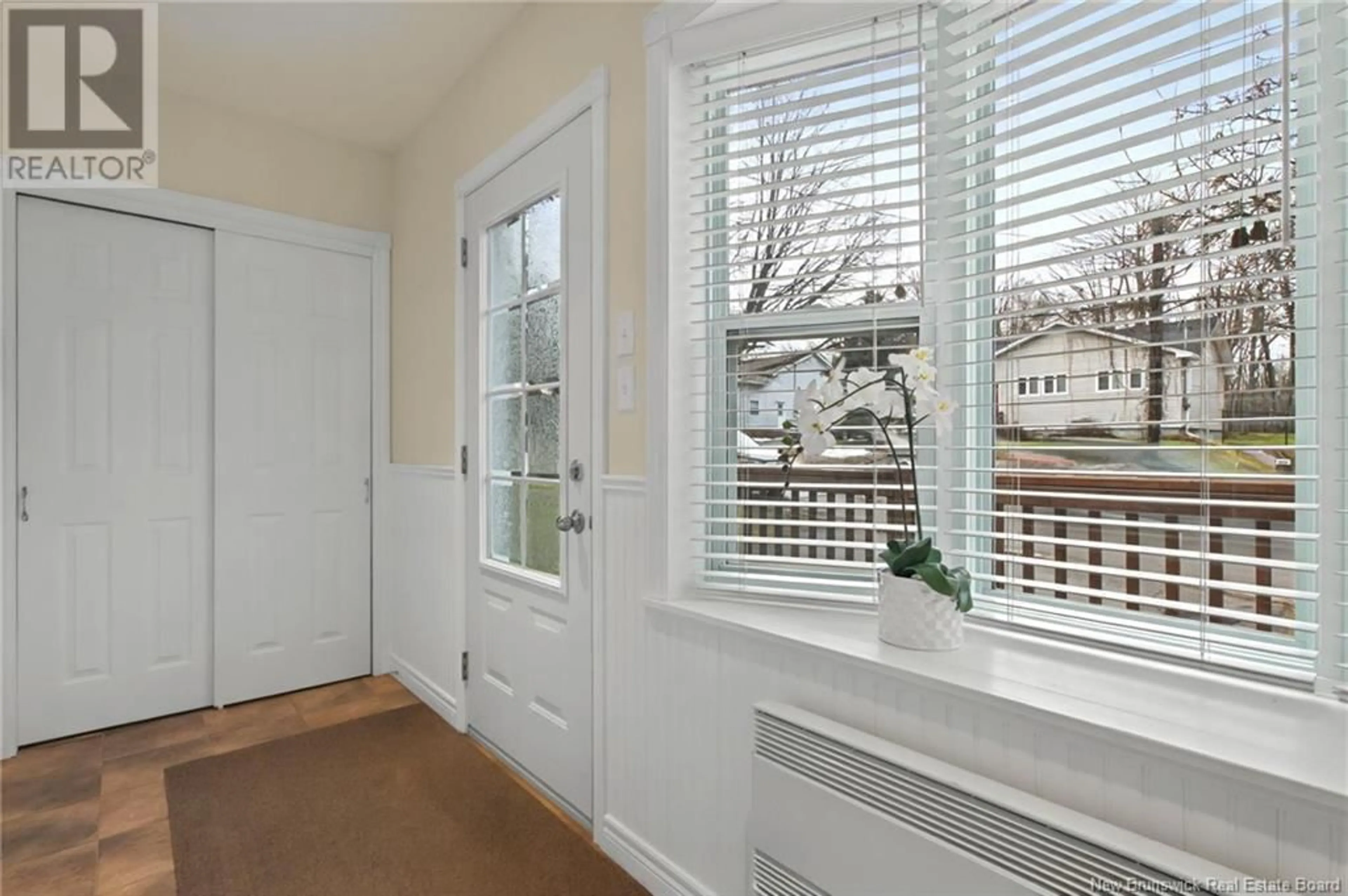 Indoor entryway for 406 Blythwood Avenue, Riverview New Brunswick E1B2H2