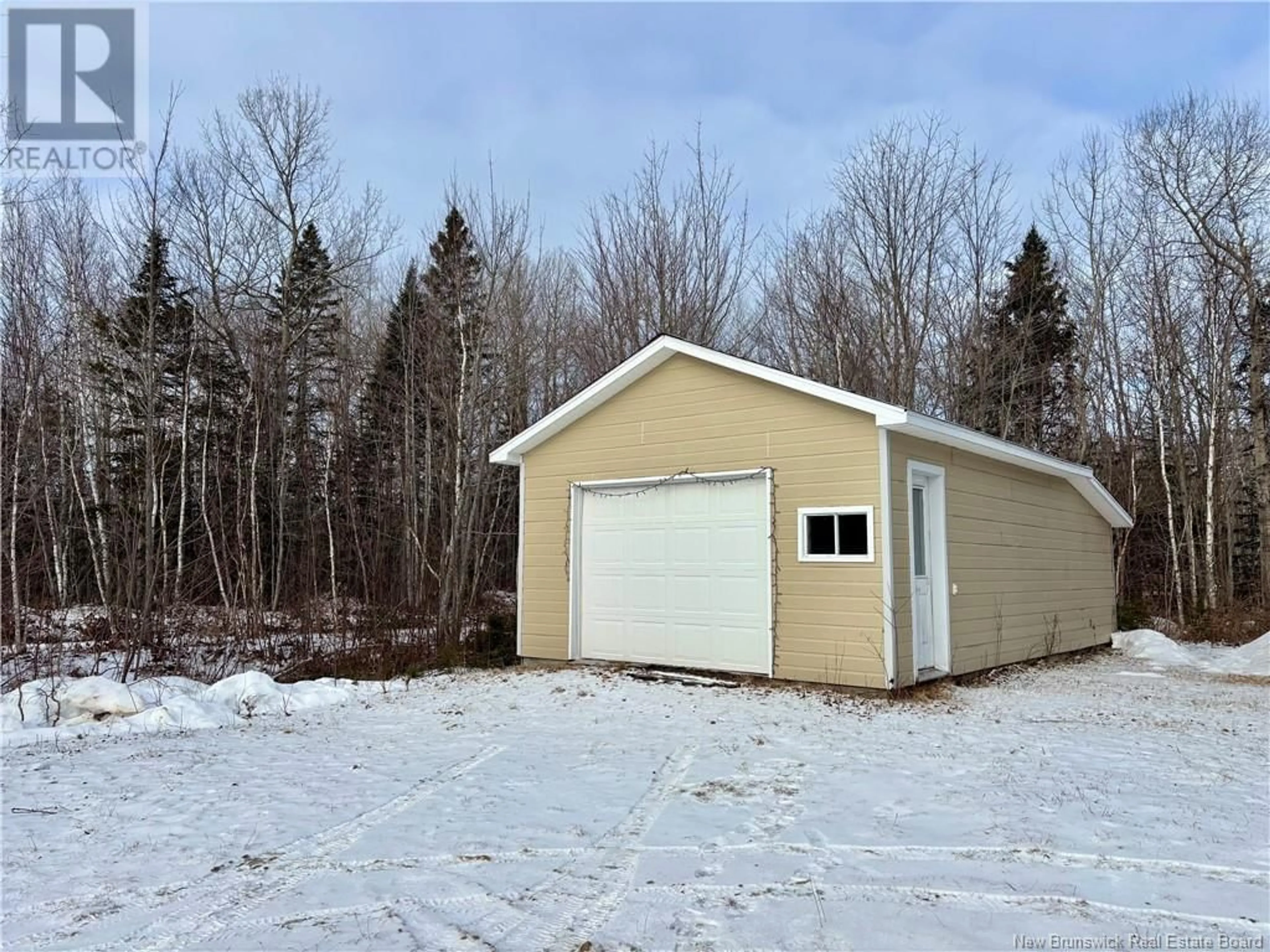 Shed for 745 Rte 450, Lavillette New Brunswick E9G2R2