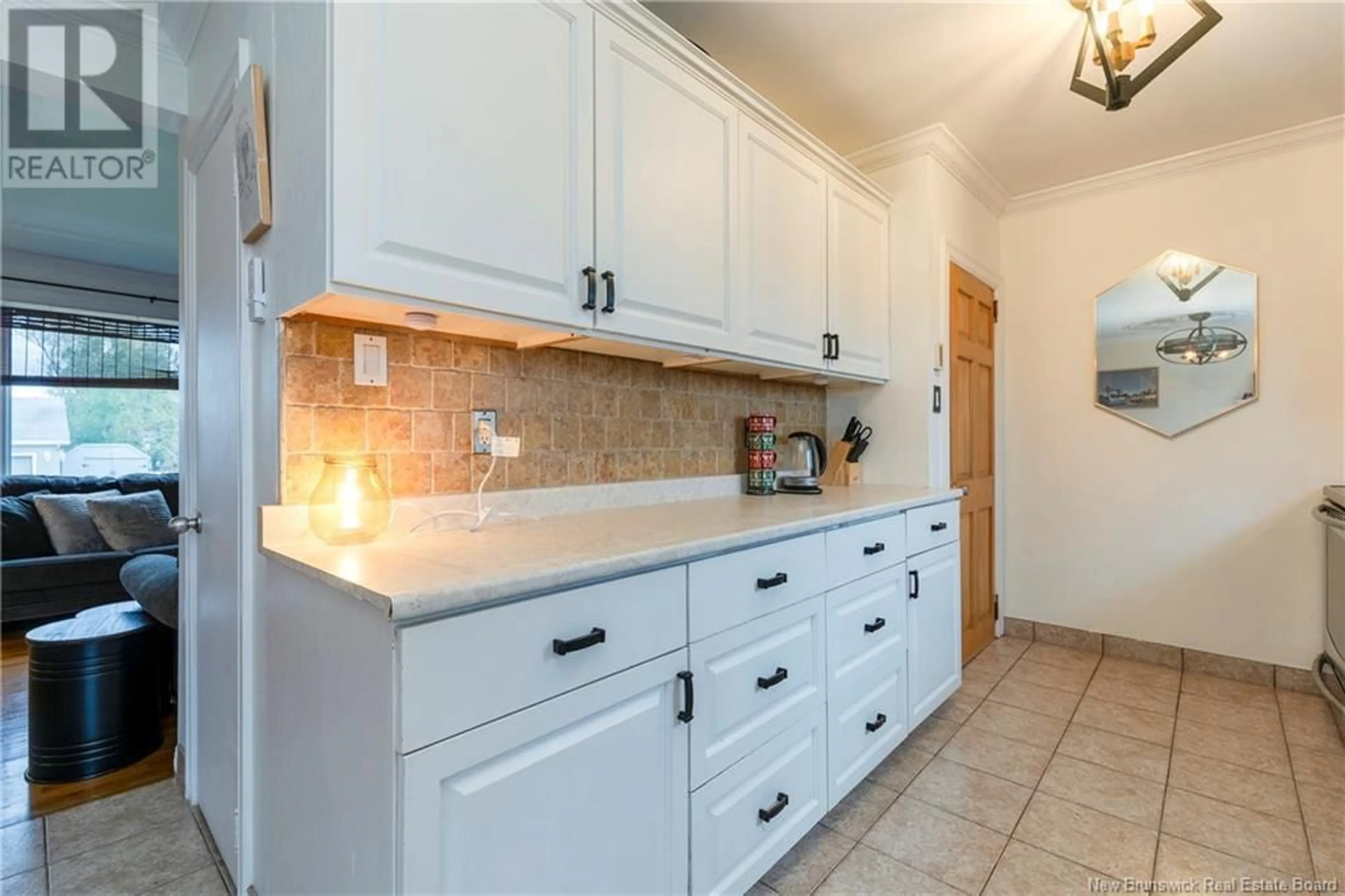 Standard kitchen, ceramic/tile floor for 5 Drummond, Saint John New Brunswick E2M2T4