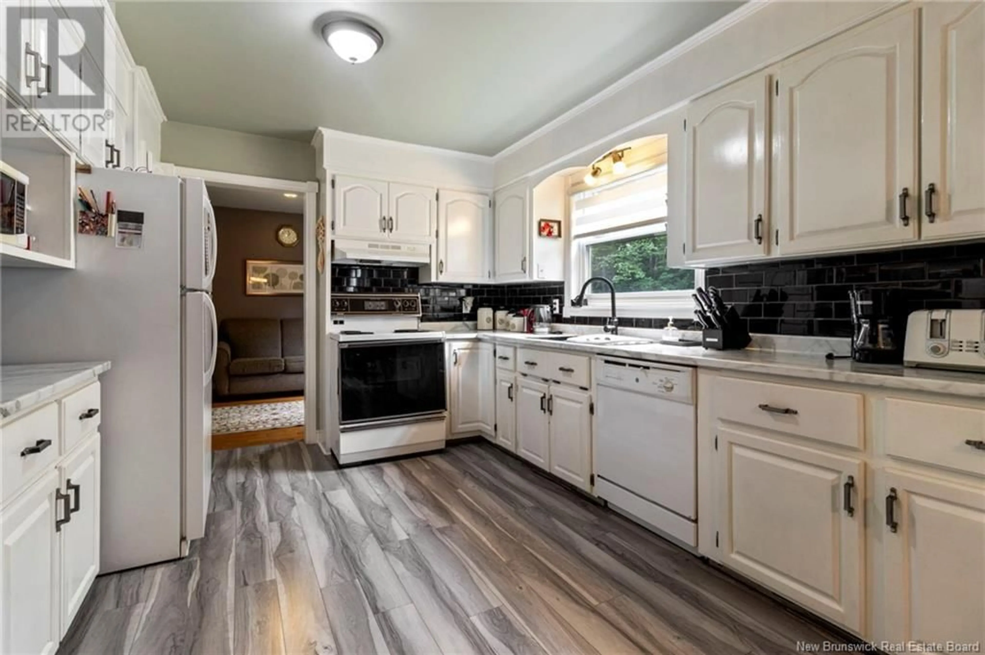 Open concept kitchen, unknown for 271 Lower Mountain Road, Boundary Creek New Brunswick E1G4E6