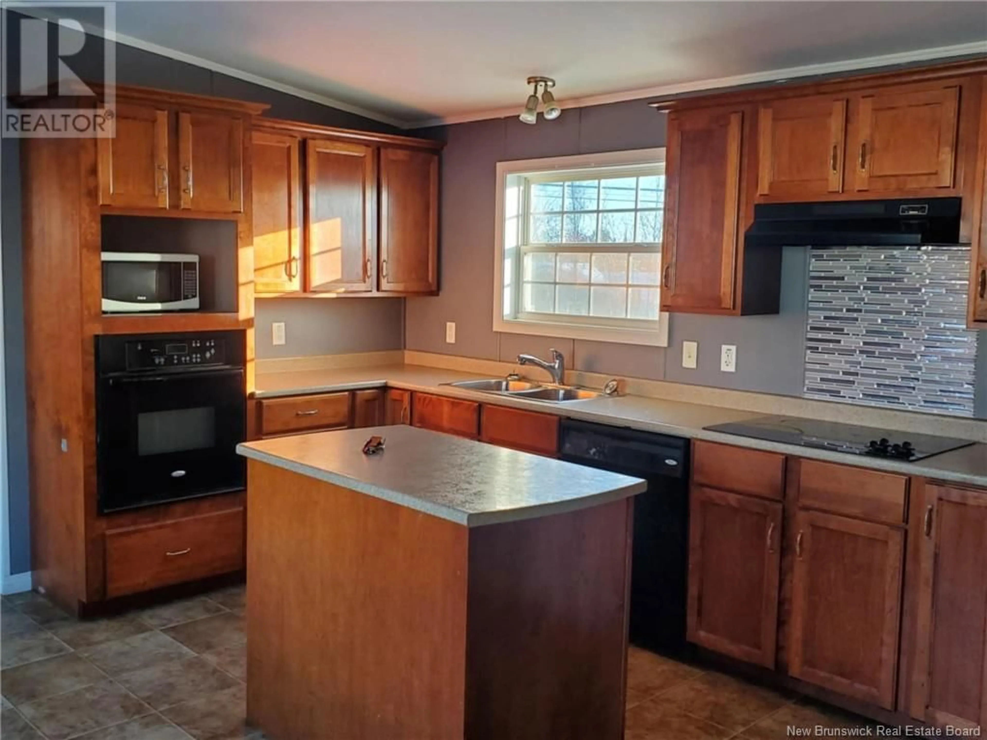 Standard kitchen, unknown for 18 Elmdale Crescent, Fredericton New Brunswick E3B6P9