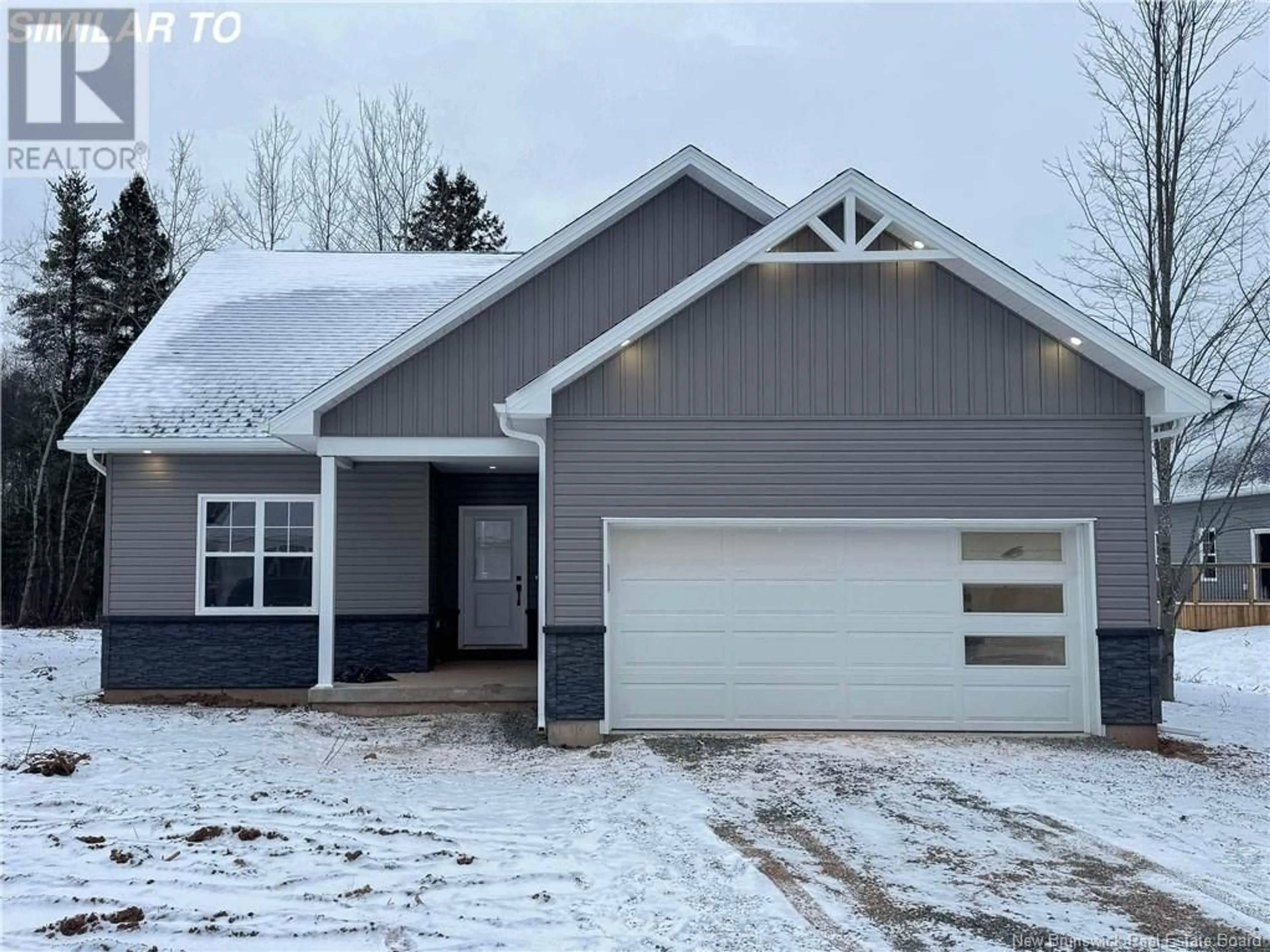 Home with vinyl exterior material, street for 13 HOOD STREET, Petitcodiac New Brunswick E4Z4K1