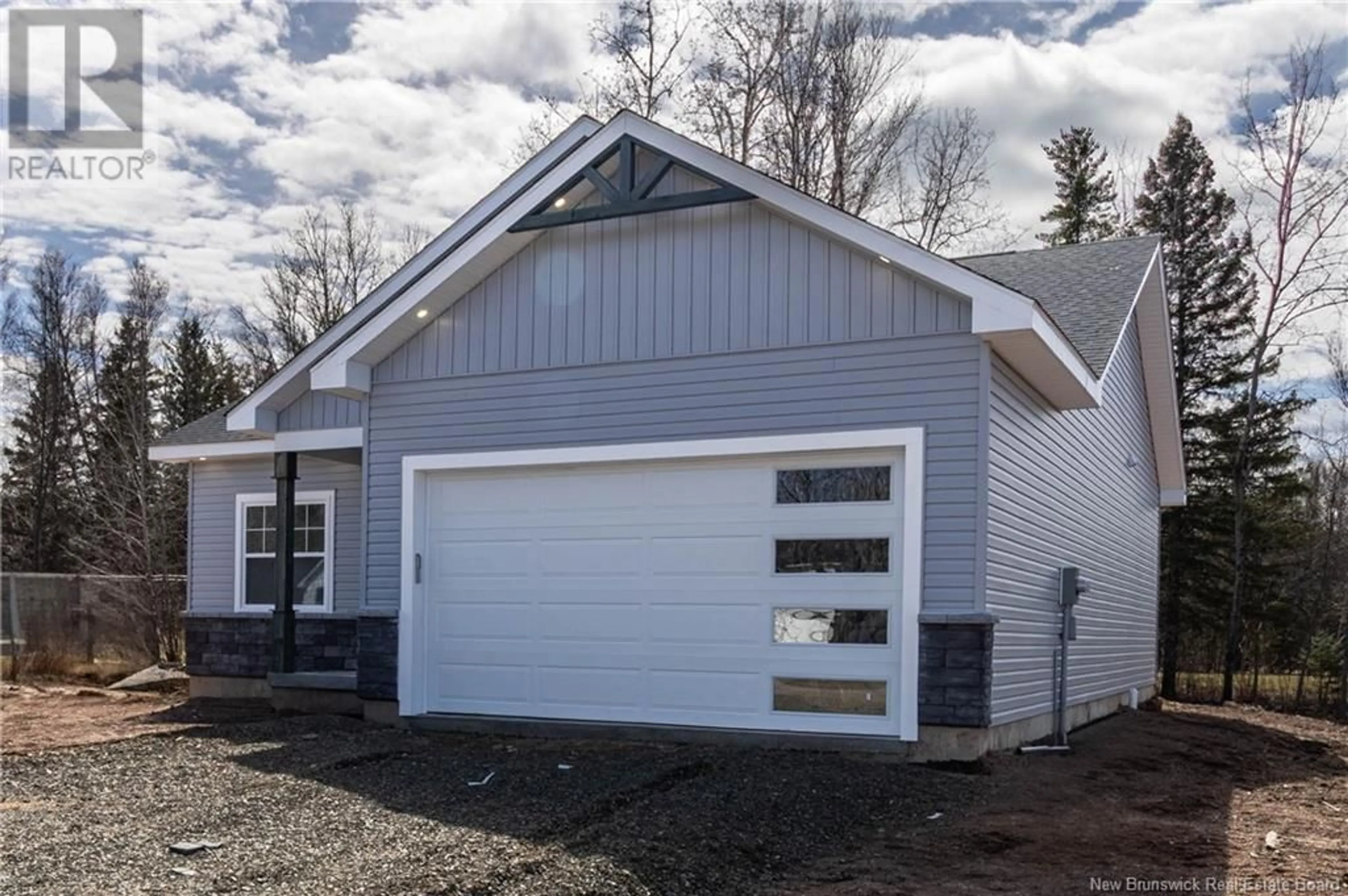 Home with vinyl exterior material, street for 13 HOOD STREET, Petitcodiac New Brunswick E4Z4K1
