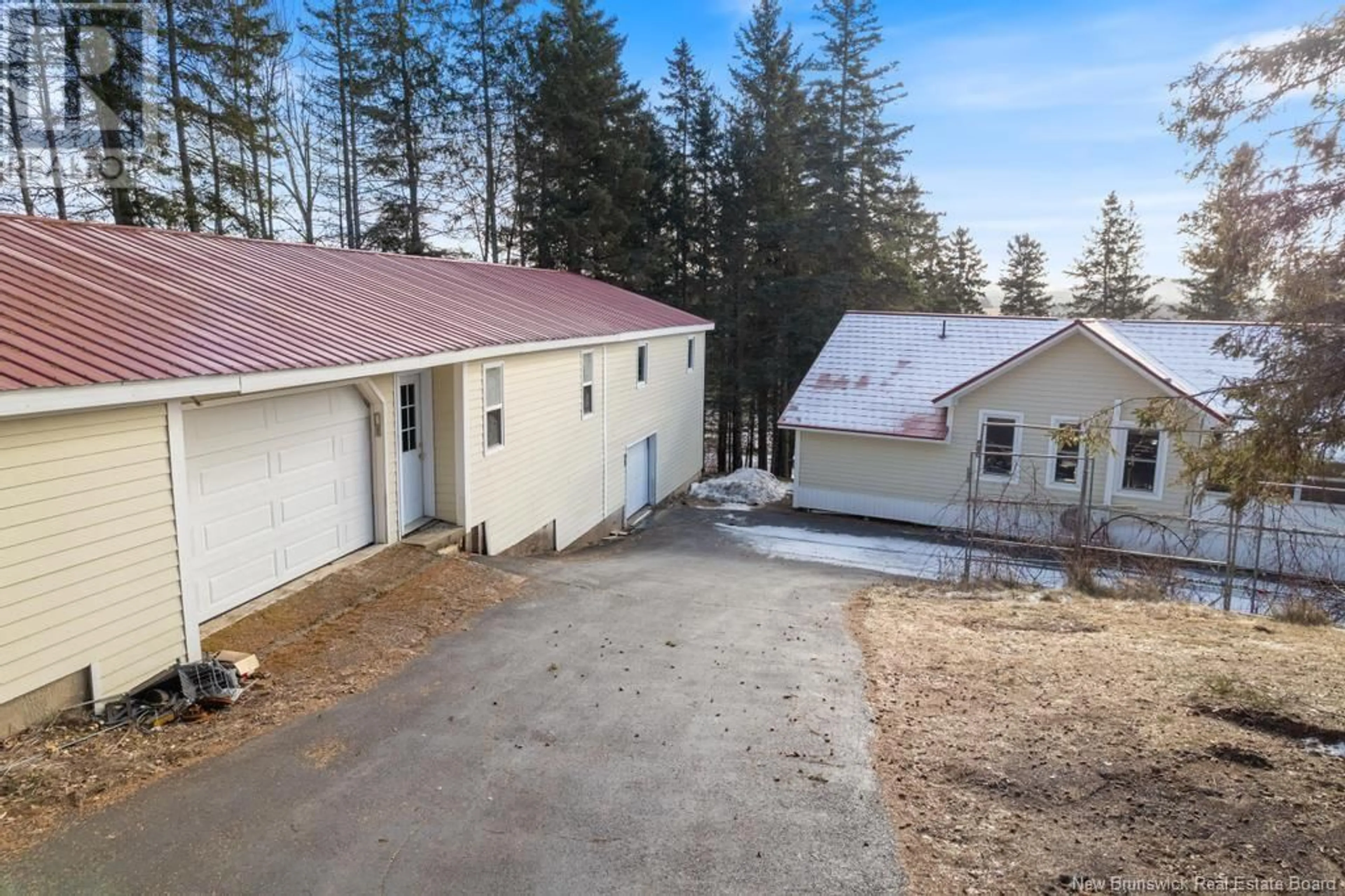 A pic from outside/outdoor area/front of a property/back of a property/a pic from drone, unknown for 531 BACK ROAD, Penobsquis New Brunswick E4G1Z5