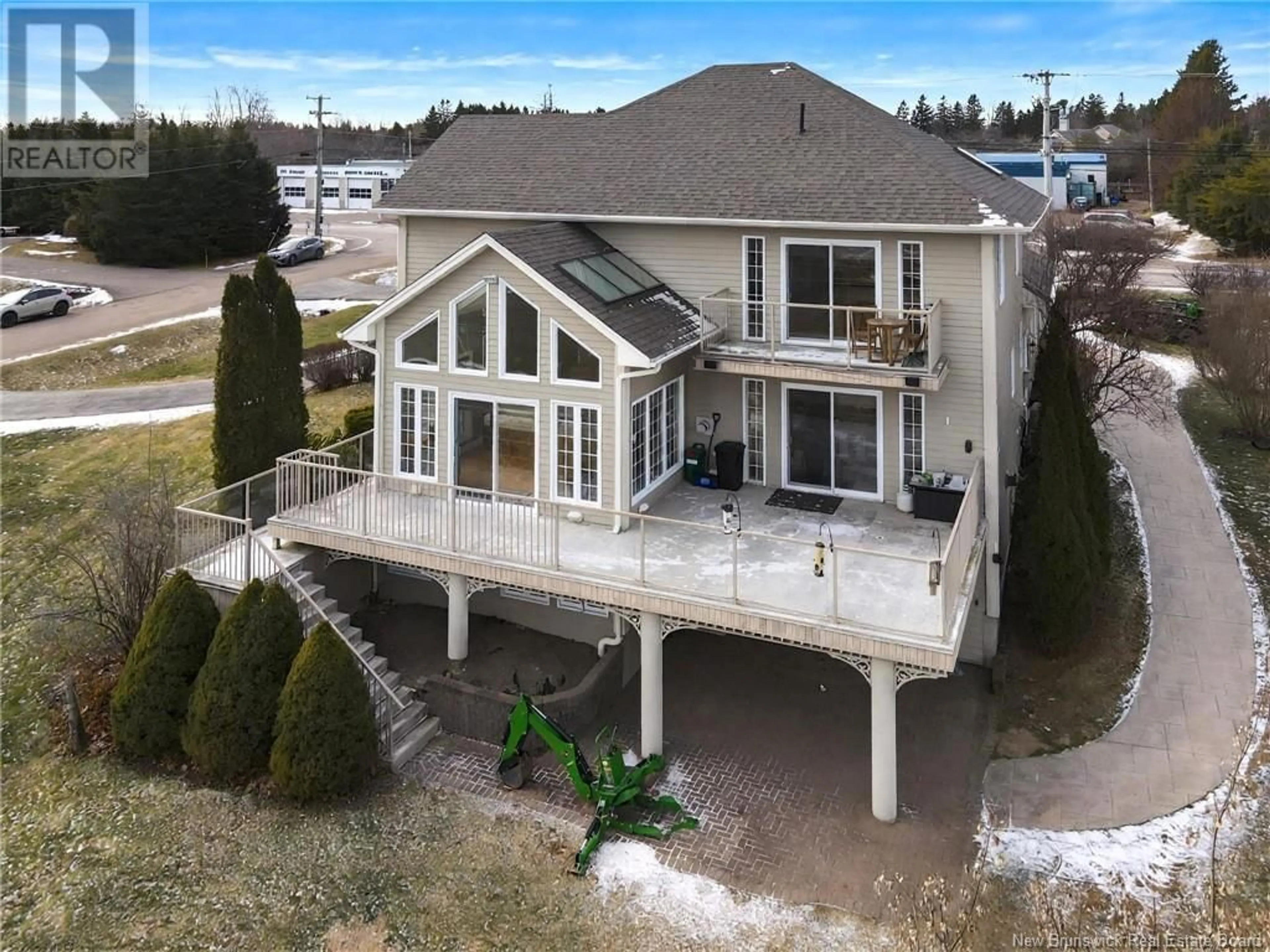 A pic from outside/outdoor area/front of a property/back of a property/a pic from drone, water/lake/river/ocean view for 1 Baie Vista, Shediac Cape New Brunswick E4P2Y7