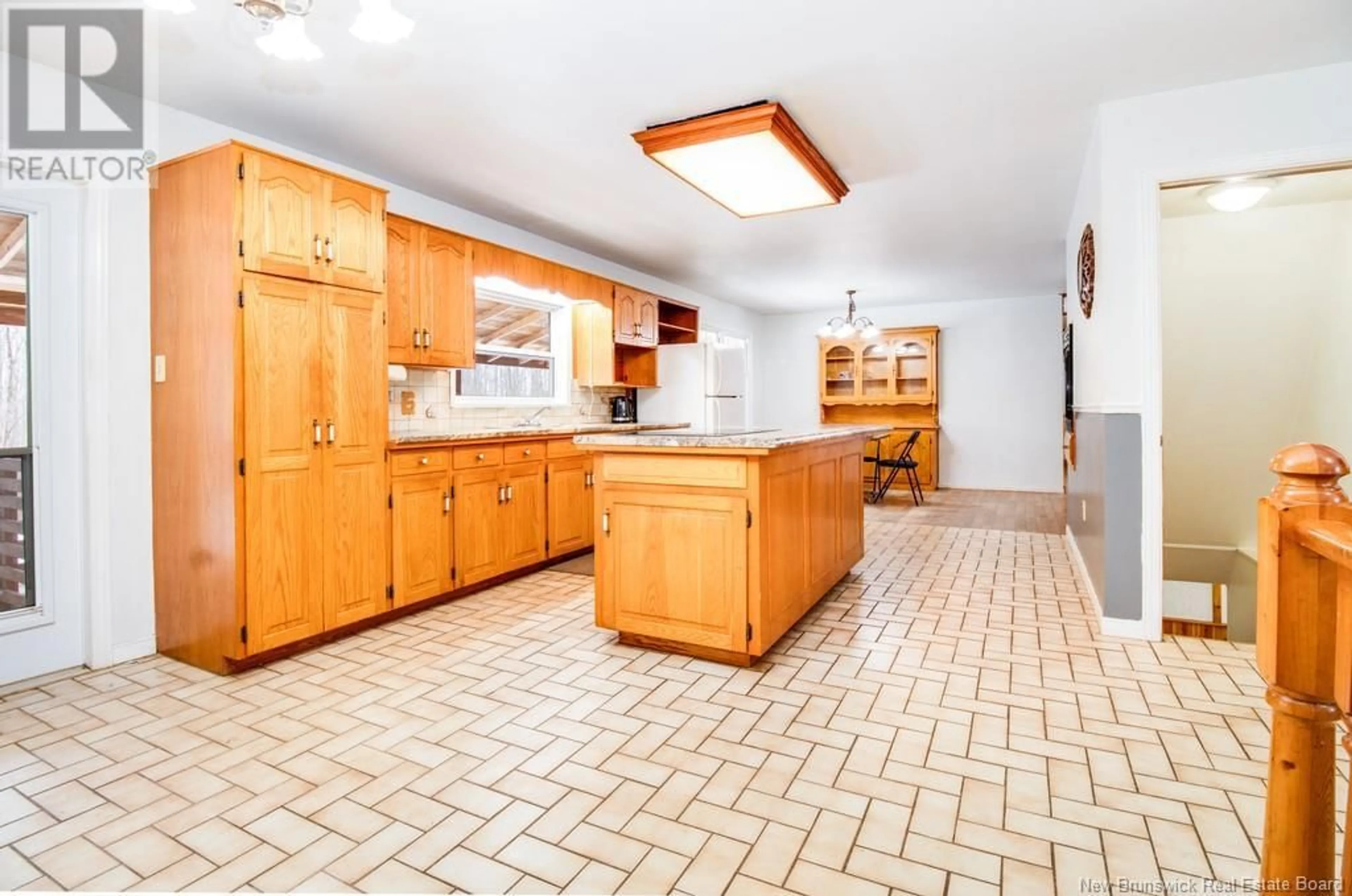 Standard kitchen, ceramic/tile floor for 120 Hospital Street, Bath New Brunswick E7J1C1