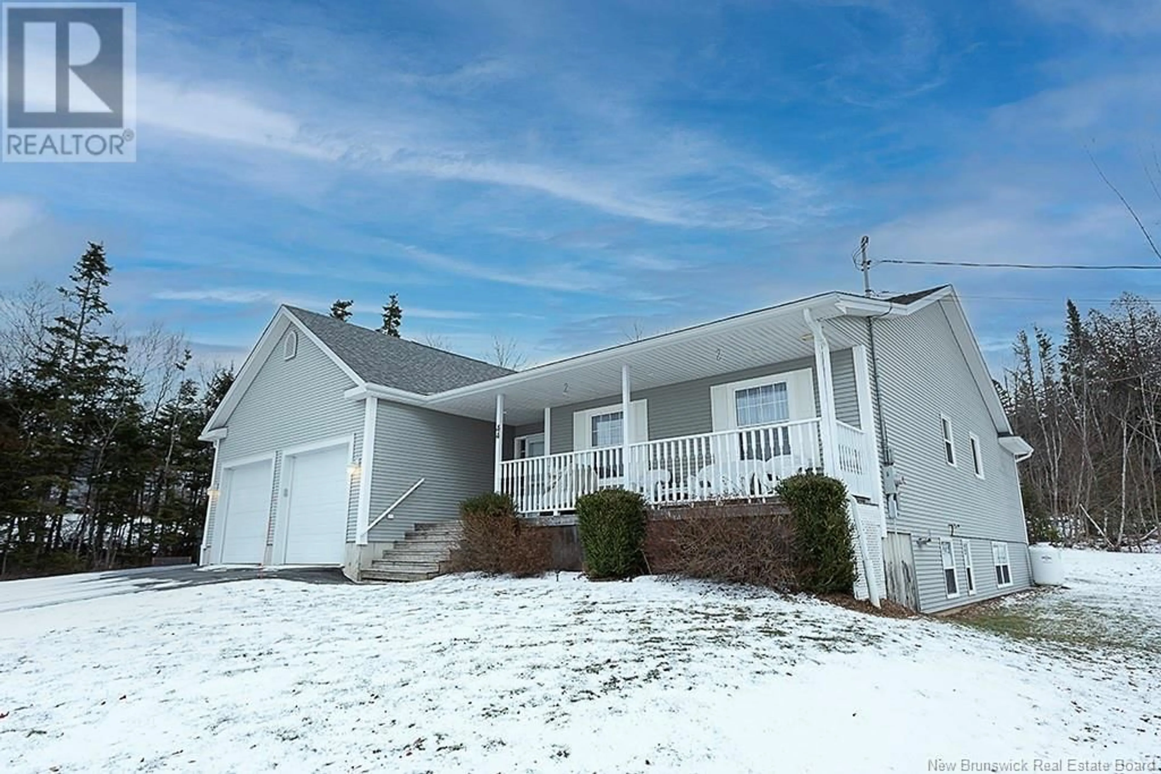 Home with vinyl exterior material, mountain view for 44 Squire Drive, Quispamsis New Brunswick E2G1C1