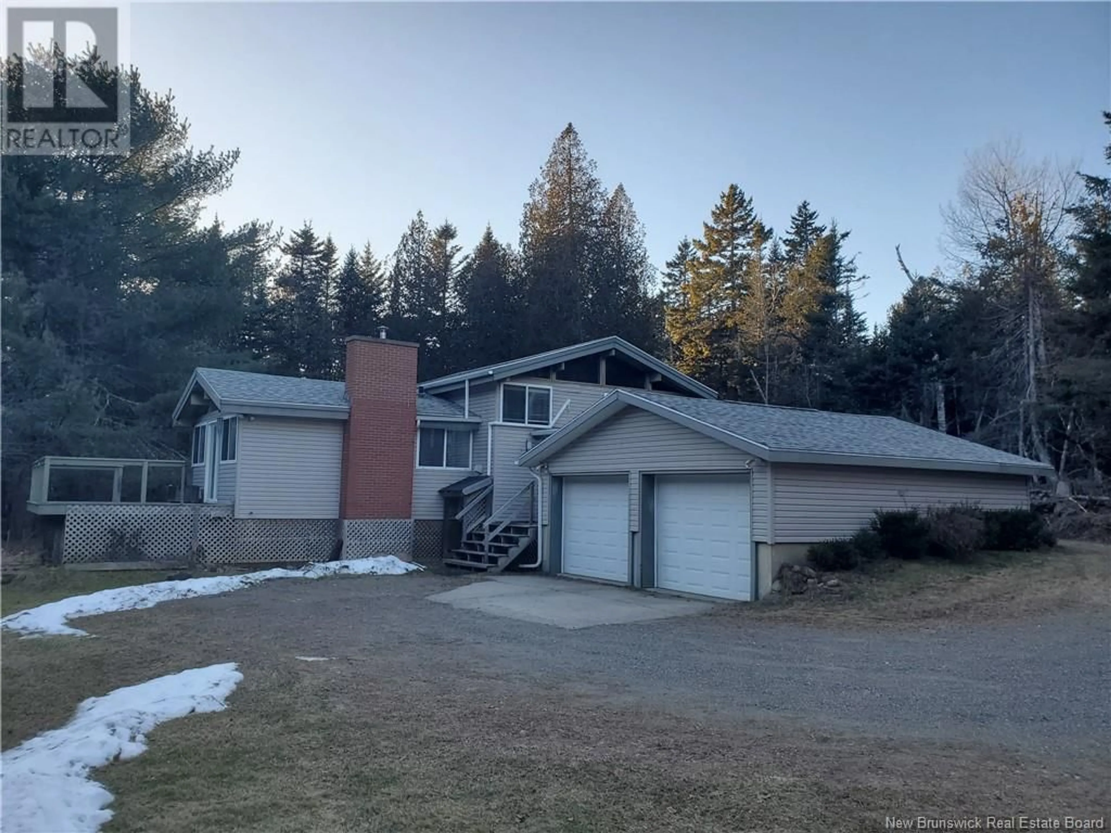 A pic from outside/outdoor area/front of a property/back of a property/a pic from drone, mountain view for 568 Bayview Drive, Saint Andrews New Brunswick E5B2N1