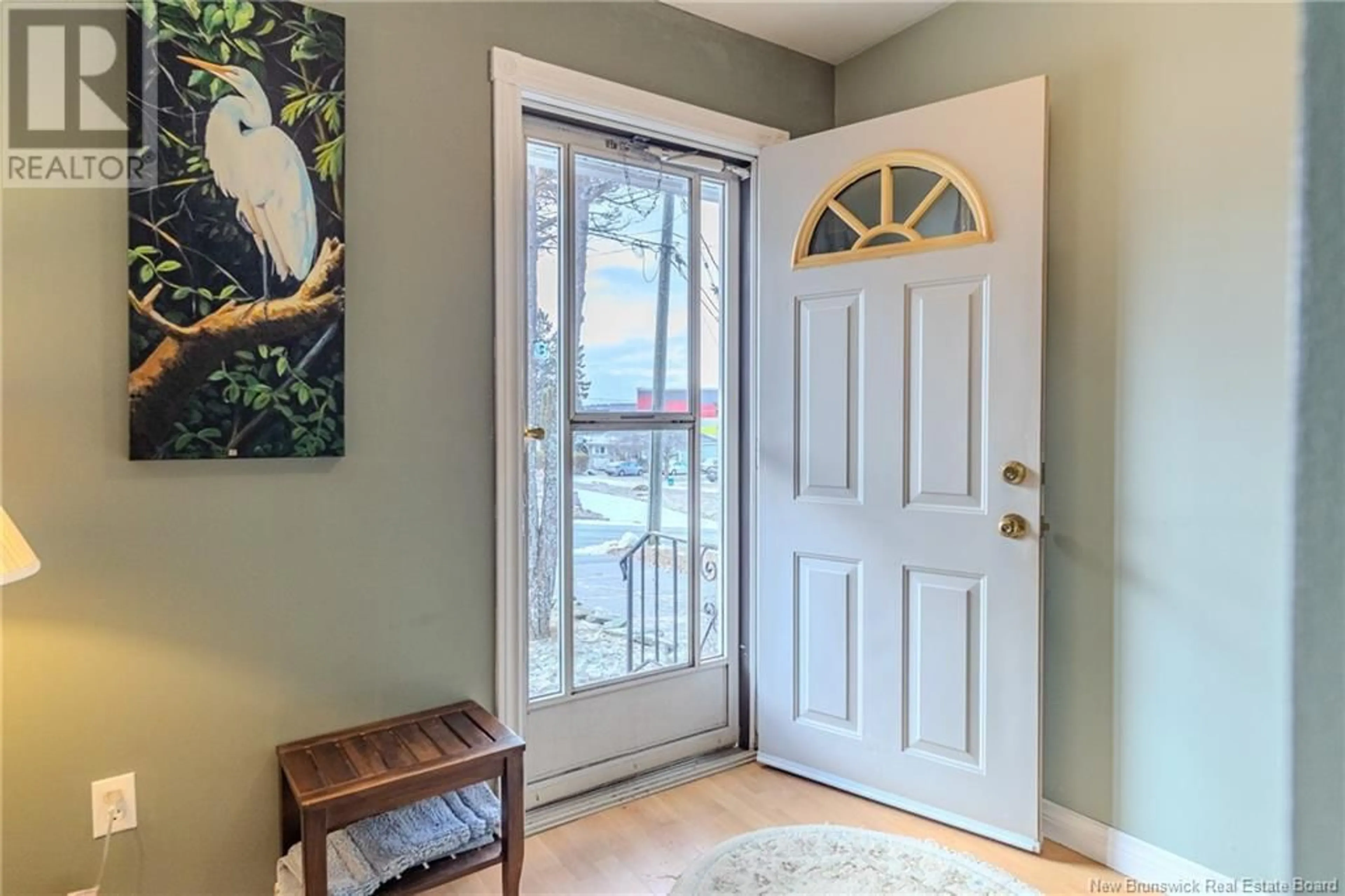 Indoor entryway for 27 Braemar Drive, Saint John New Brunswick E2J2T5