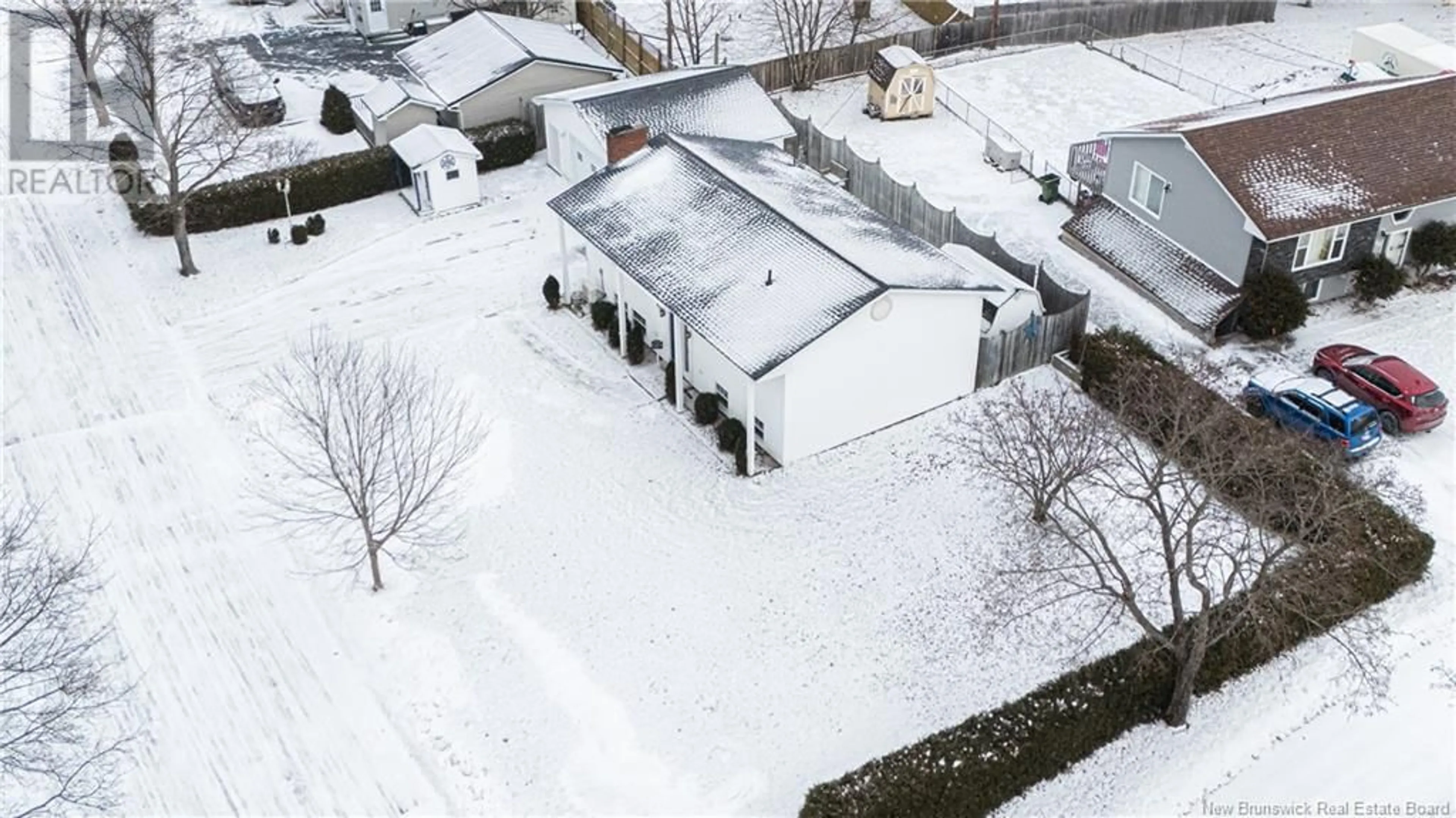 A pic from outside/outdoor area/front of a property/back of a property/a pic from drone, street for 168 Jewett Street, Fredericton New Brunswick E3A4Y6