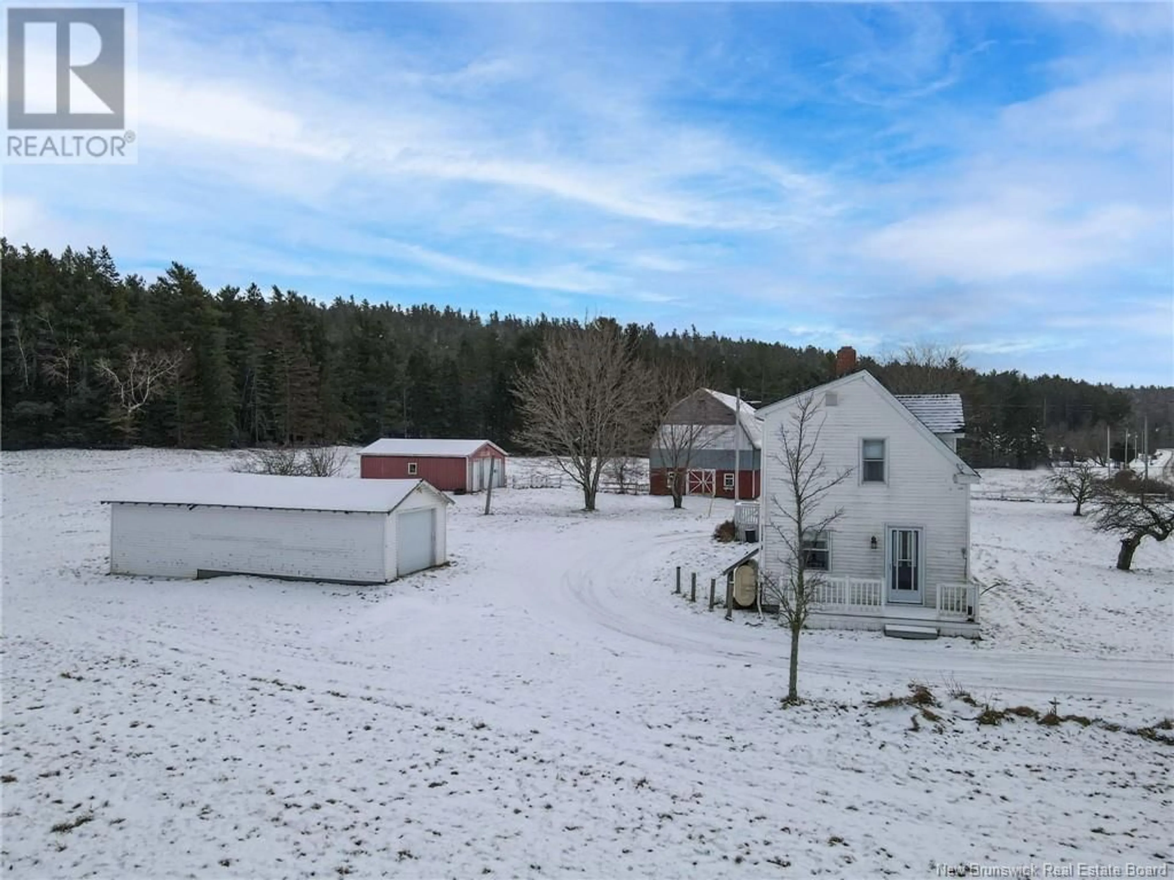 A pic from outside/outdoor area/front of a property/back of a property/a pic from drone, building for 402 ROUTE 895, Elgin New Brunswick E4Z2L5