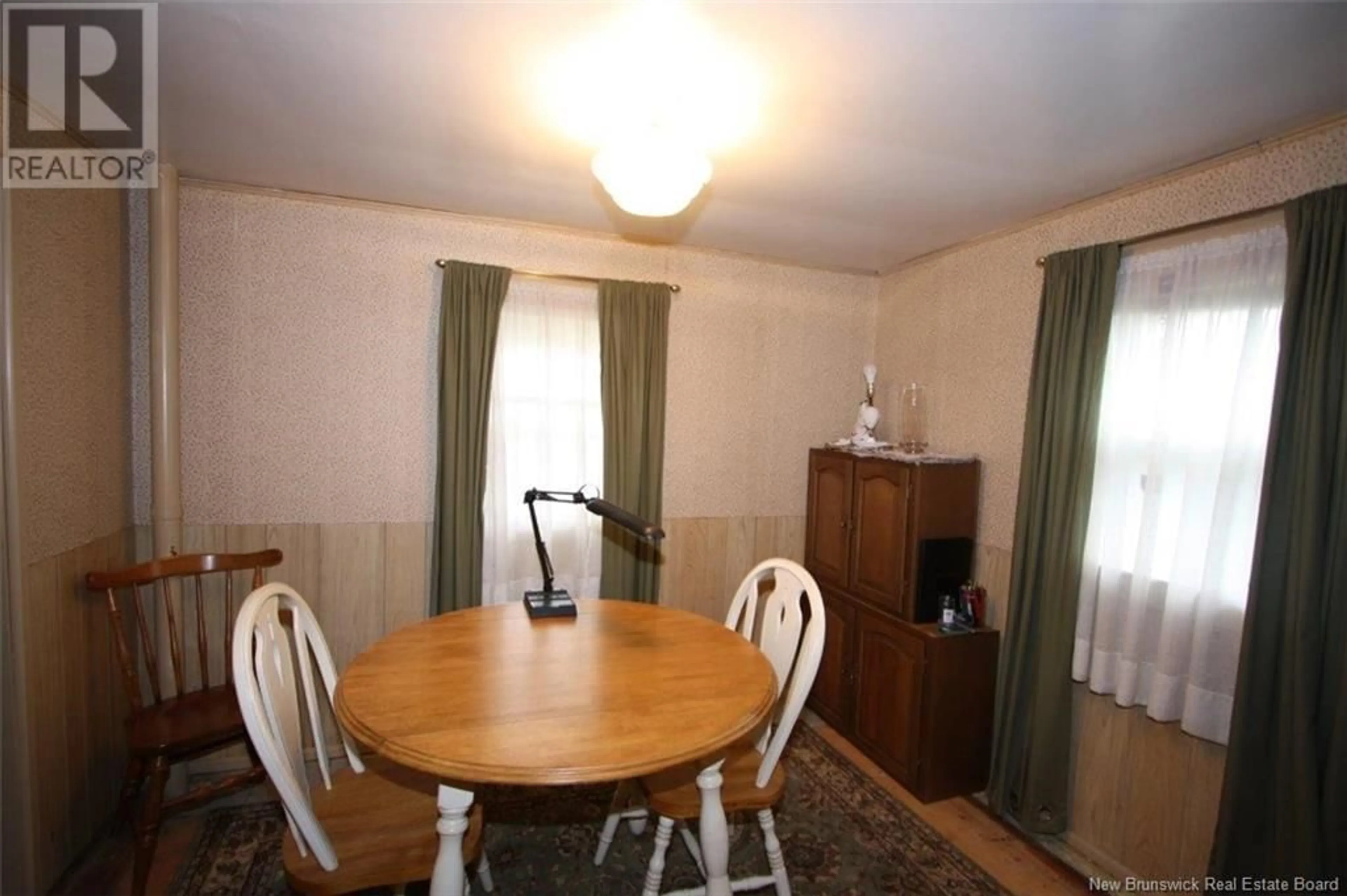 Dining room, wood/laminate floor for 473 Storeytown Road, Storeytown New Brunswick E9C1T4