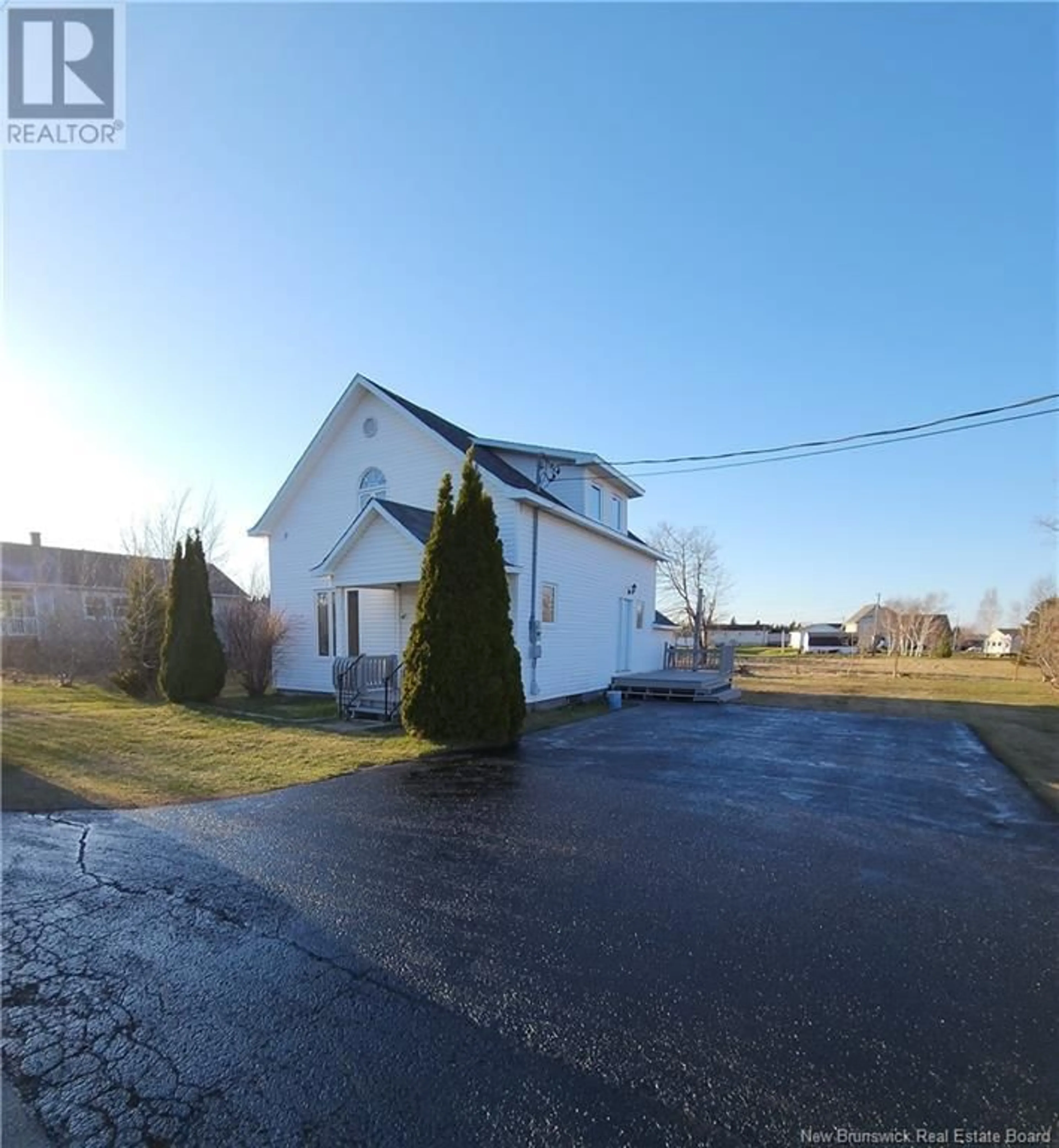 Shed for 867 Louis G. Daigle, Tracadie New Brunswick E1X1C2