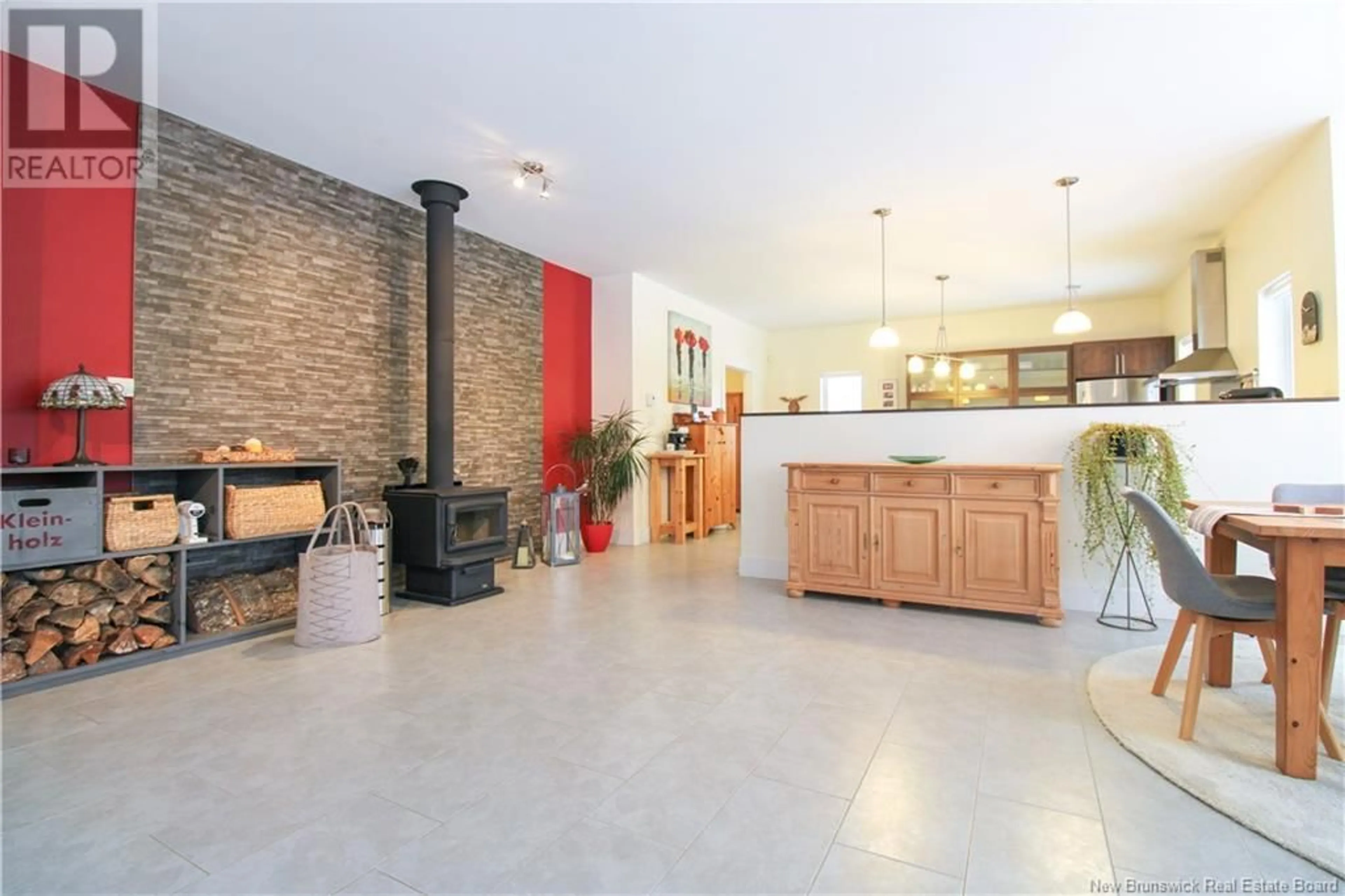 Open concept kitchen, ceramic/tile floor for 2999 ROUTE 134, Shediac New Brunswick E4P3E9
