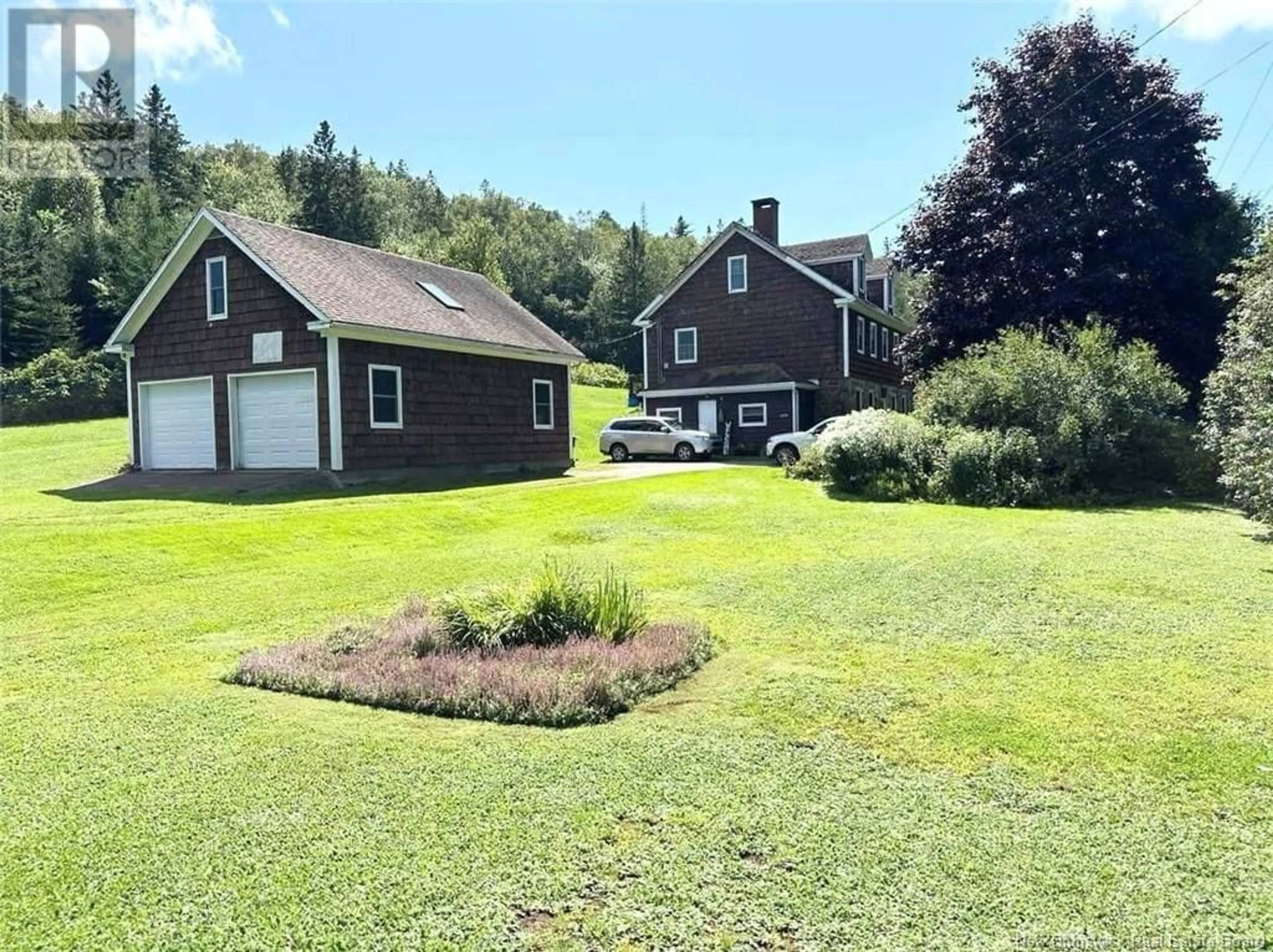 A pic from outside/outdoor area/front of a property/back of a property/a pic from drone, mountain view for 459 845 ROUTE, Kingston New Brunswick E5N1N5