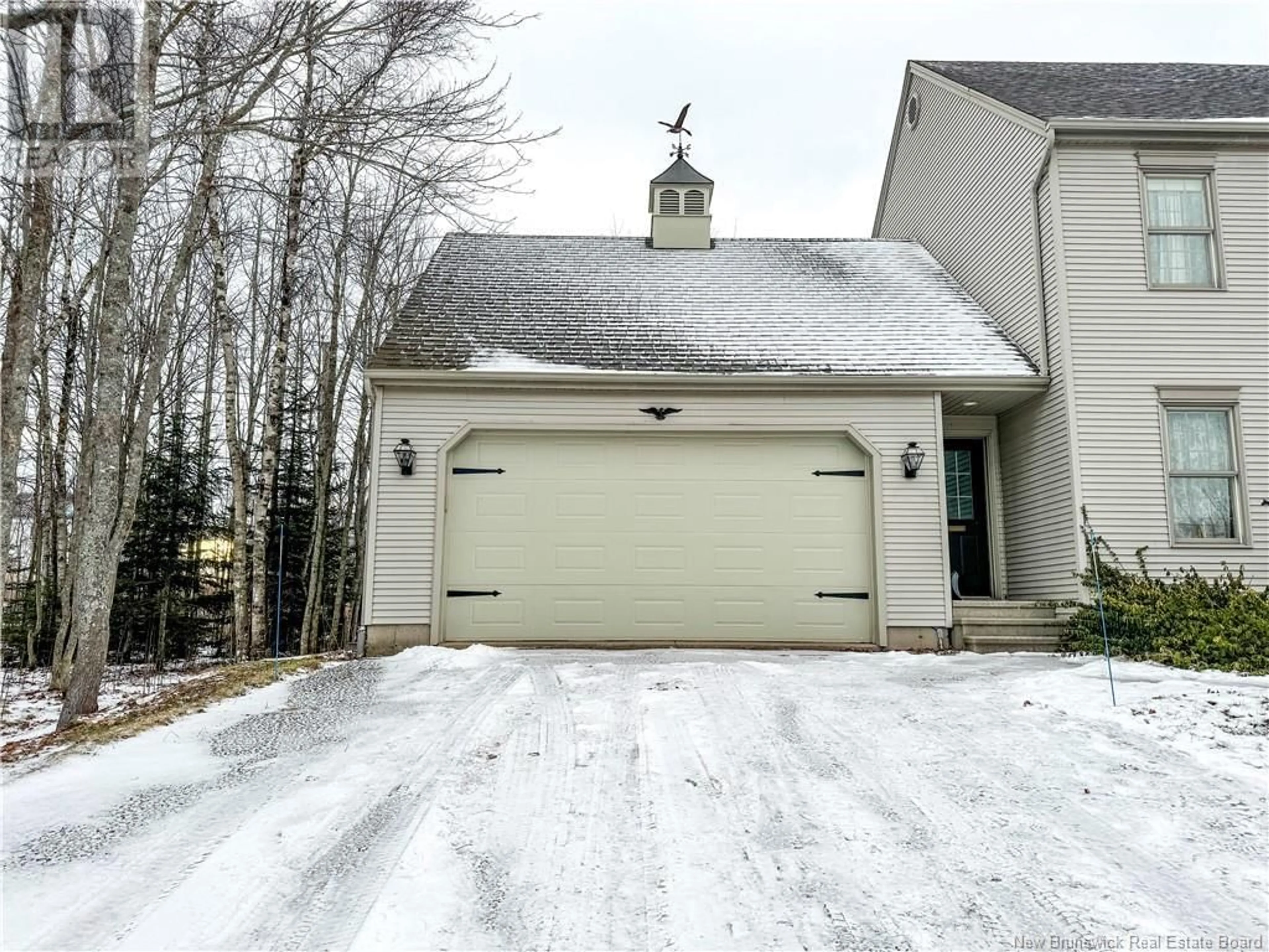 Indoor garage for 948 Muirfield Drive, Moncton New Brunswick E1G3T9