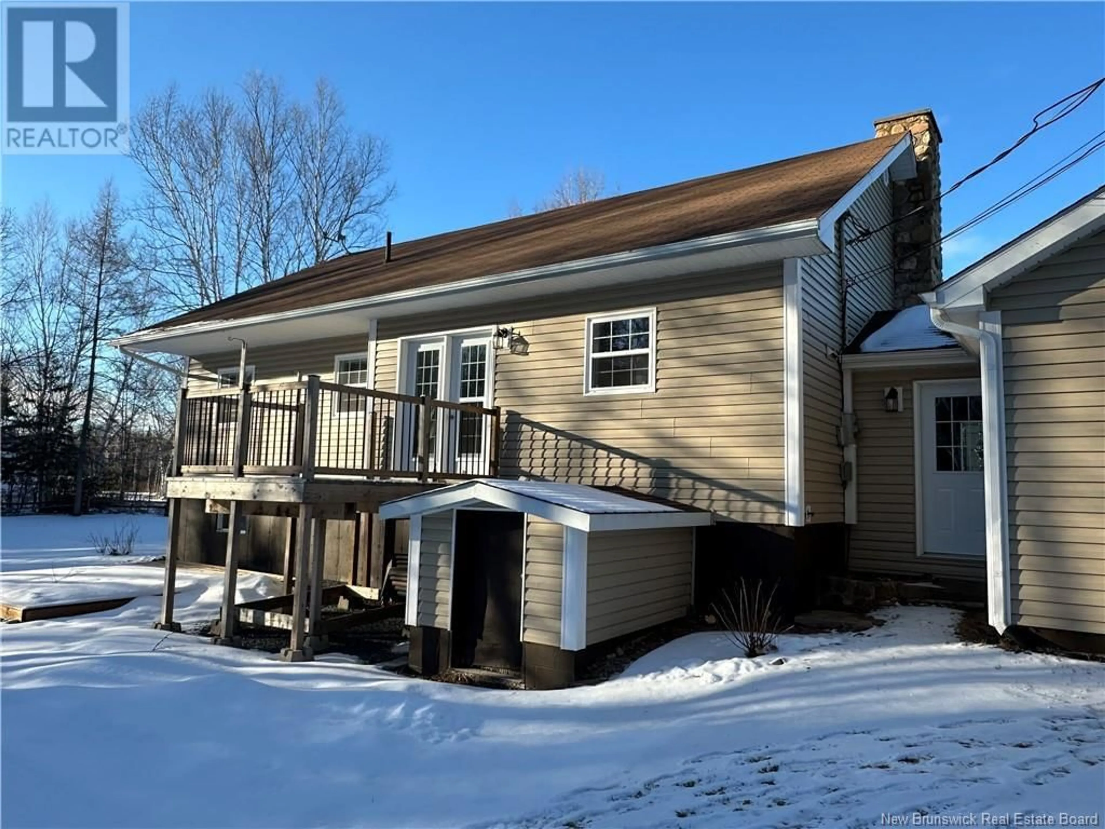 Home with vinyl exterior material, unknown for 2775 Sainte Anne Road, Sainte-Anne New Brunswick E2A6Z7