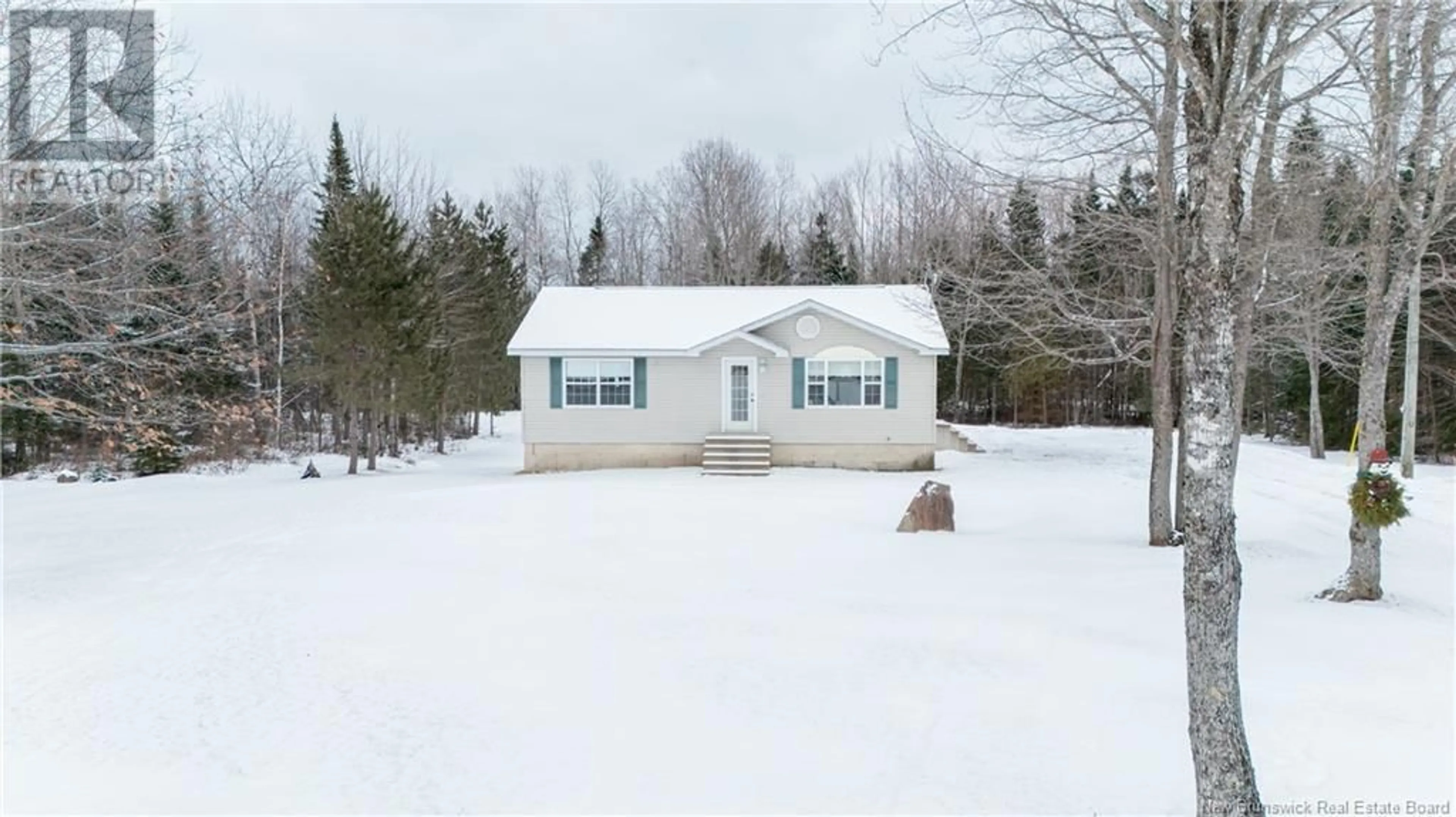 Shed for 337 Route 635, Lake George New Brunswick E6K3N7