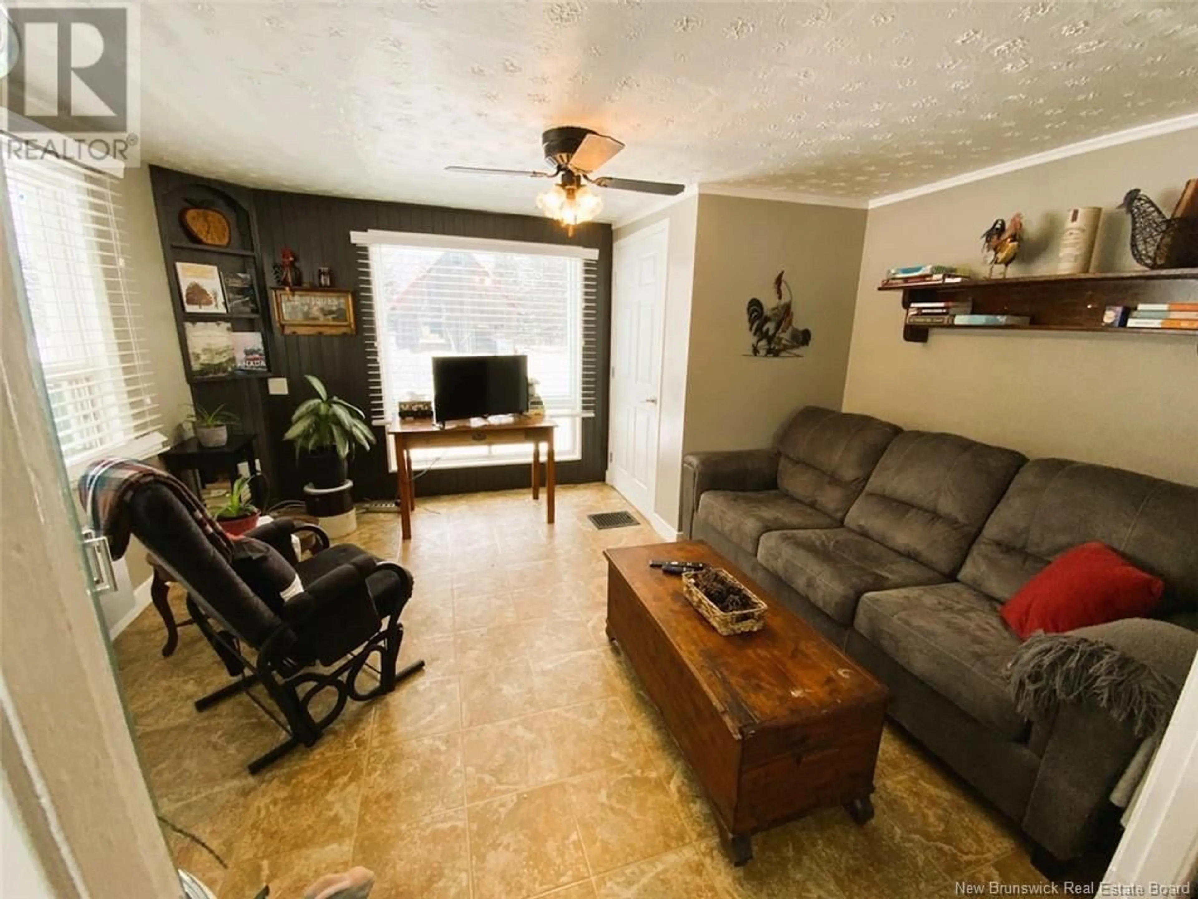 Living room with furniture, unknown for 3 Desmeules Street, Saint-Jacques New Brunswick E7B1G4