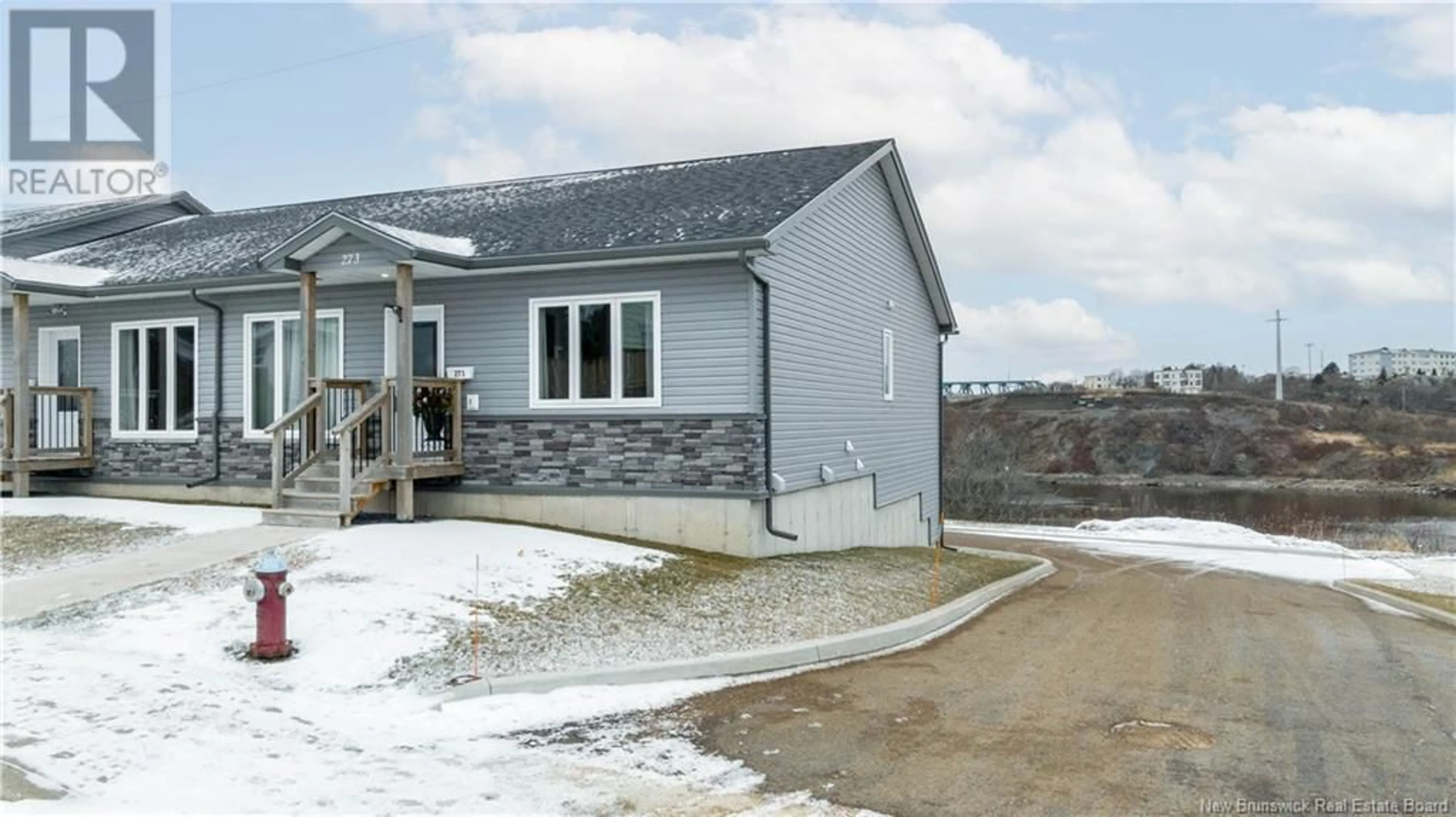 Home with vinyl exterior material, building for 273 Riverview Drive, Saint John New Brunswick E2M1M6