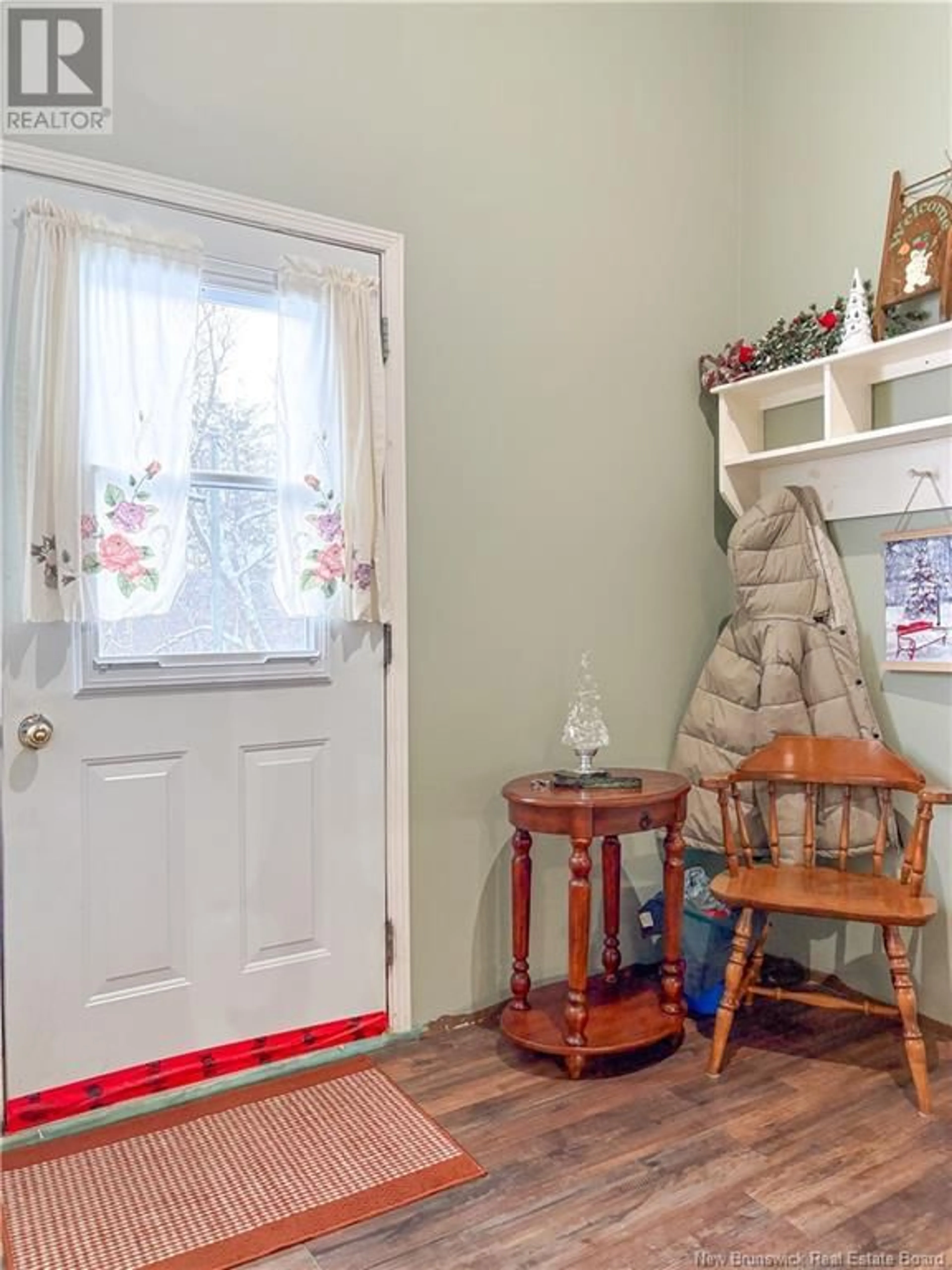 Indoor entryway for 132 Tweedie Street, Bath New Brunswick E7J1C6