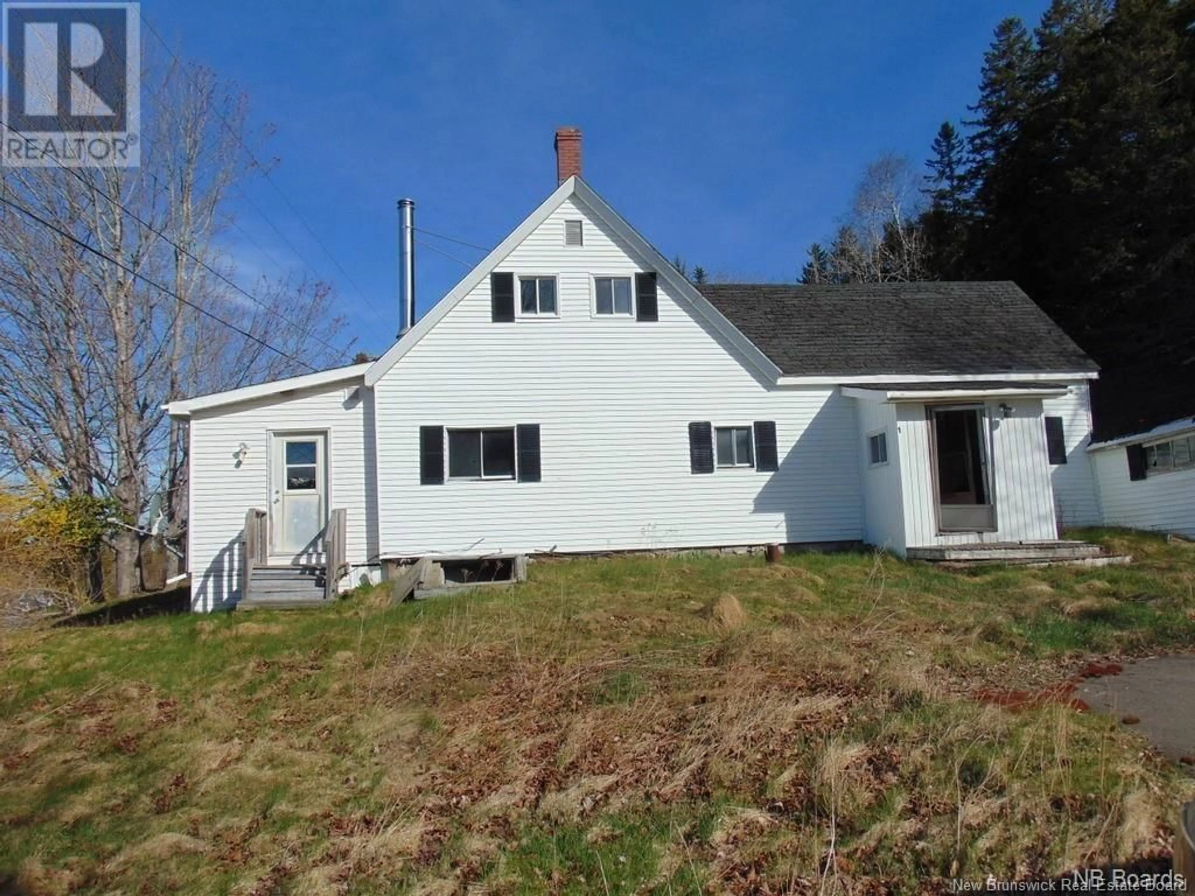 A pic from outside/outdoor area/front of a property/back of a property/a pic from drone, building for 971 RTE 772, Fairhaven New Brunswick E5V1P7