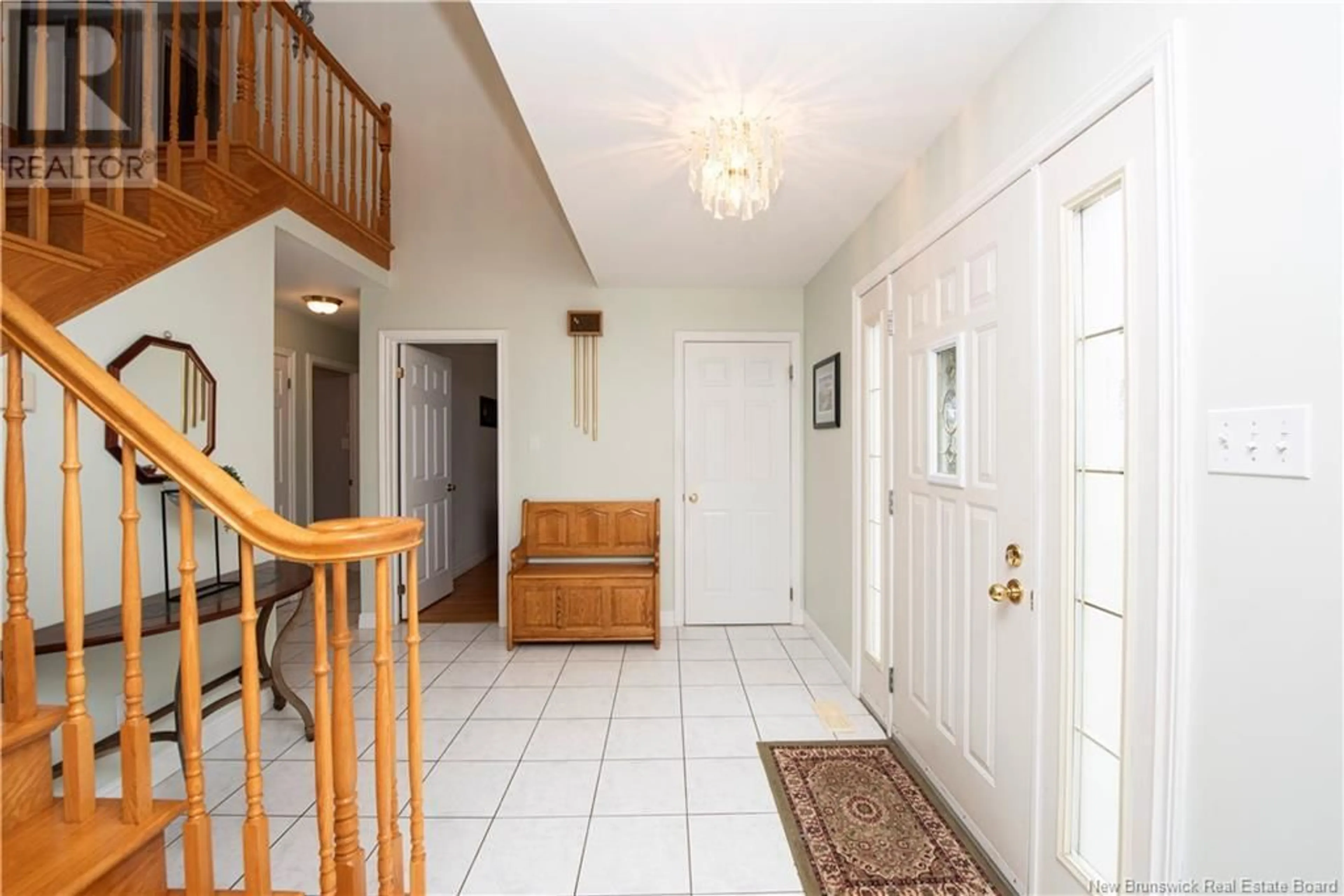 Indoor foyer for 20 Spruce Grove Boulevard, Moncton New Brunswick E1A6Y8