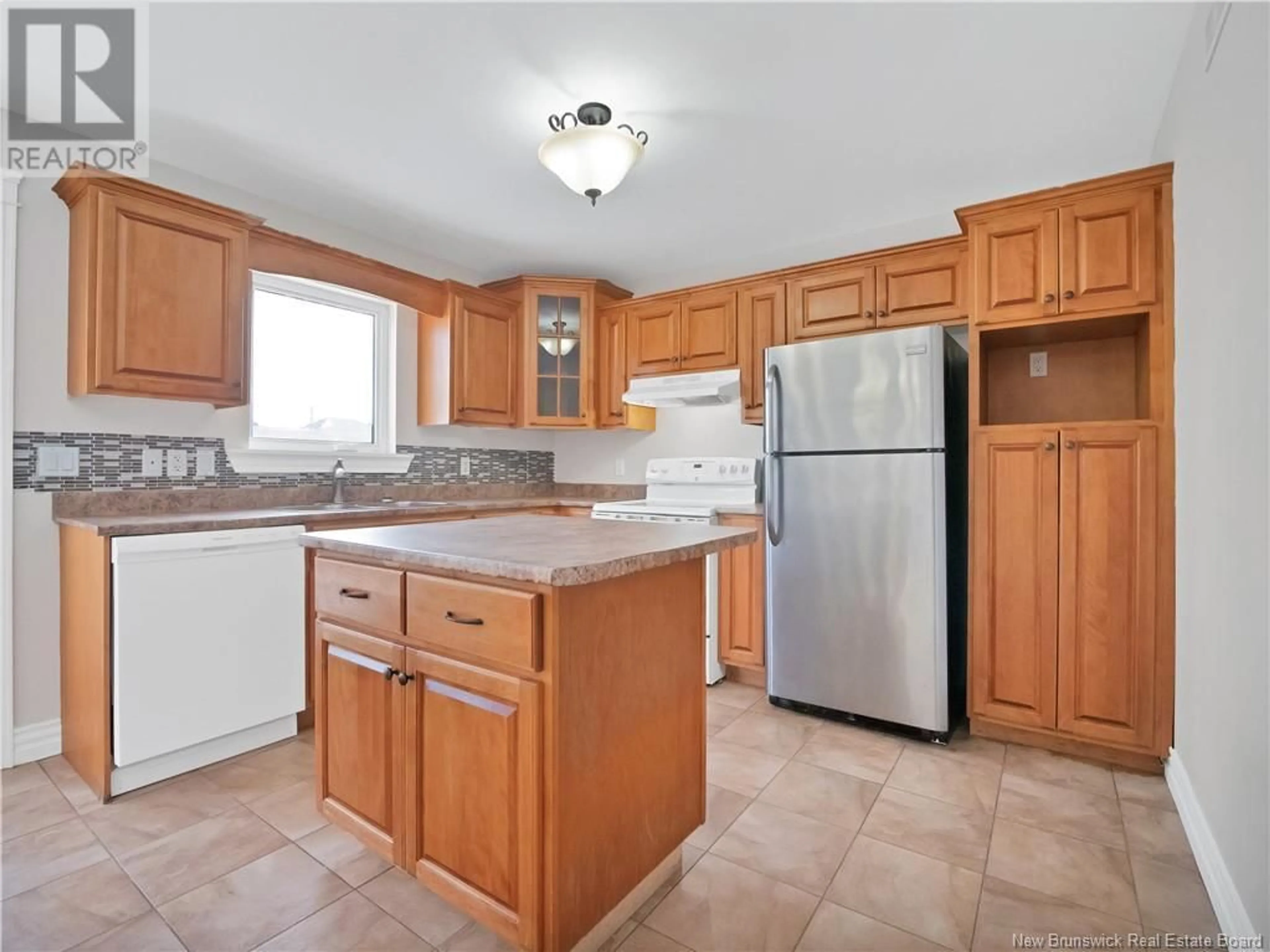 Standard kitchen, unknown for 36 Rainford Court, Moncton New Brunswick E1G0T4