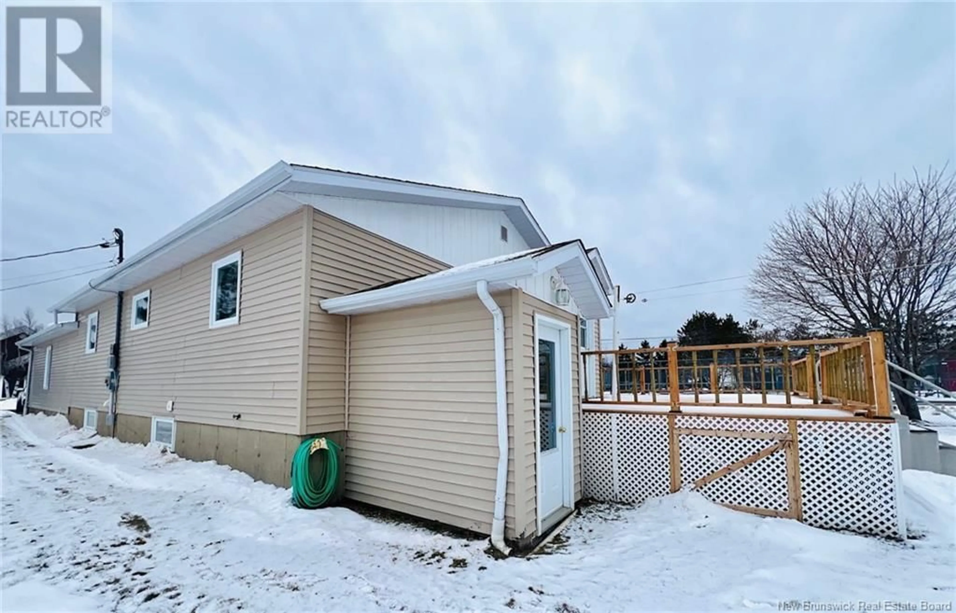 Shed for 63 rue Parisé, Caraquet New Brunswick E1W1B6