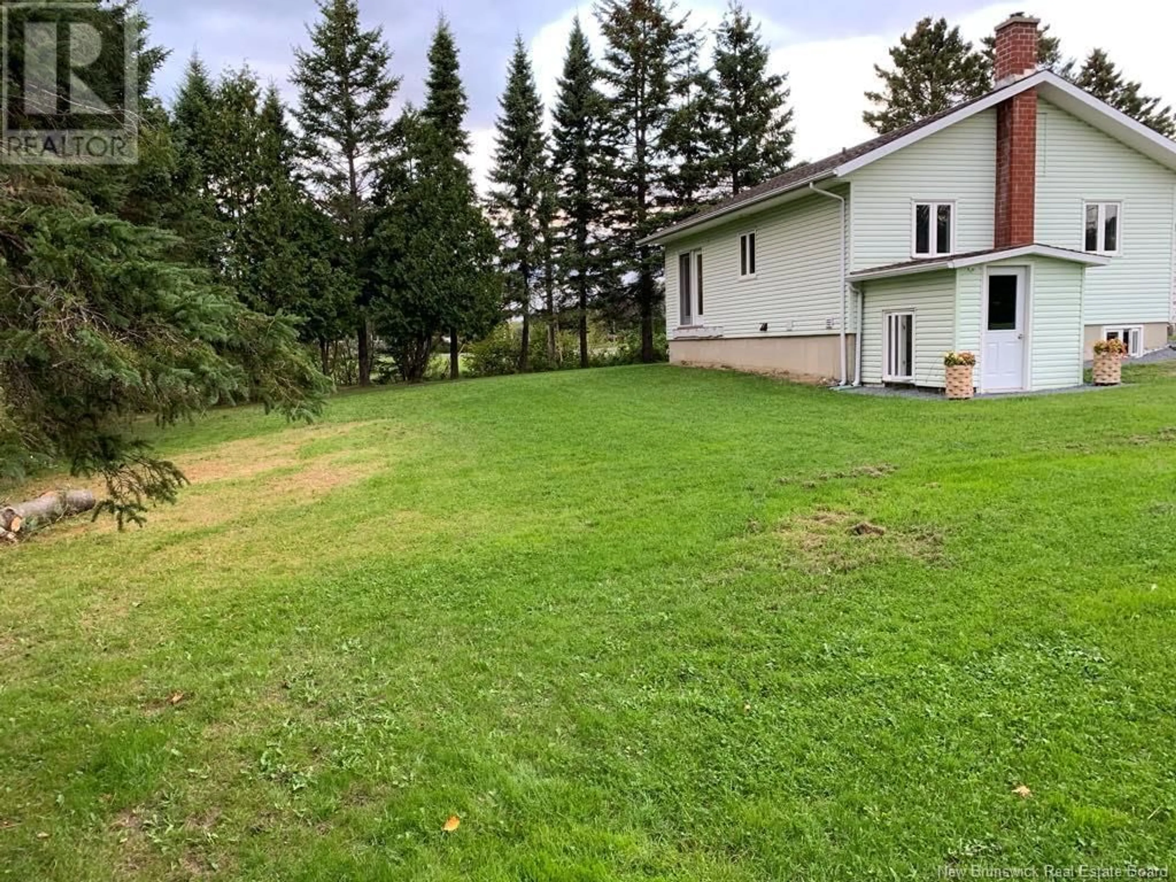 A pic from outside/outdoor area/front of a property/back of a property/a pic from drone, unknown for 6 FOURNIER STREET, Rivière-Verte New Brunswick E7C2R7