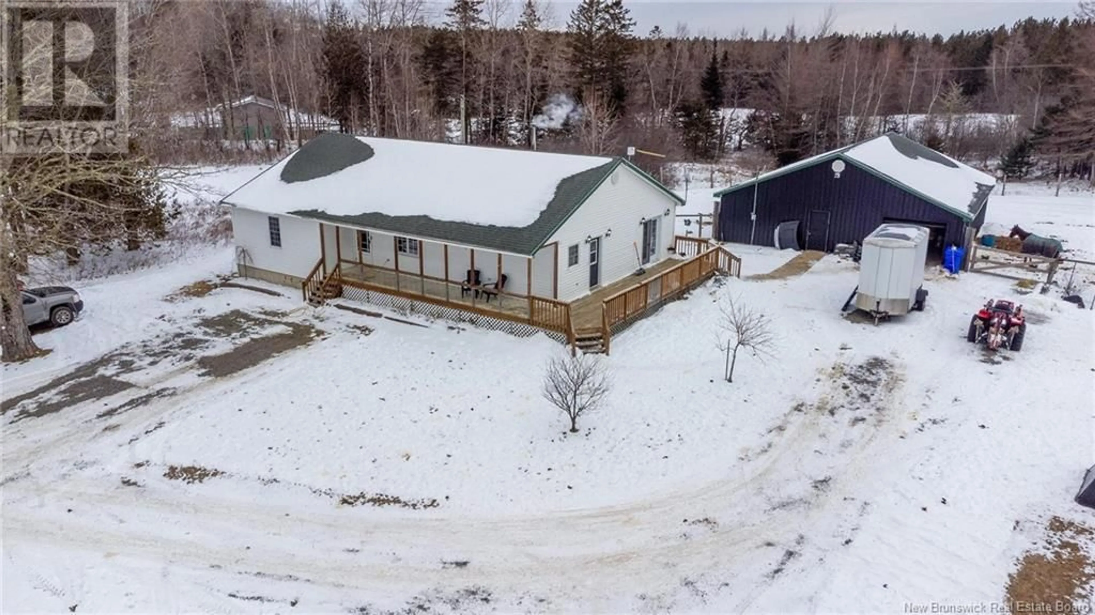 A pic from outside/outdoor area/front of a property/back of a property/a pic from drone, unknown for 899 Route 170, Oak Bay New Brunswick E3L4A7