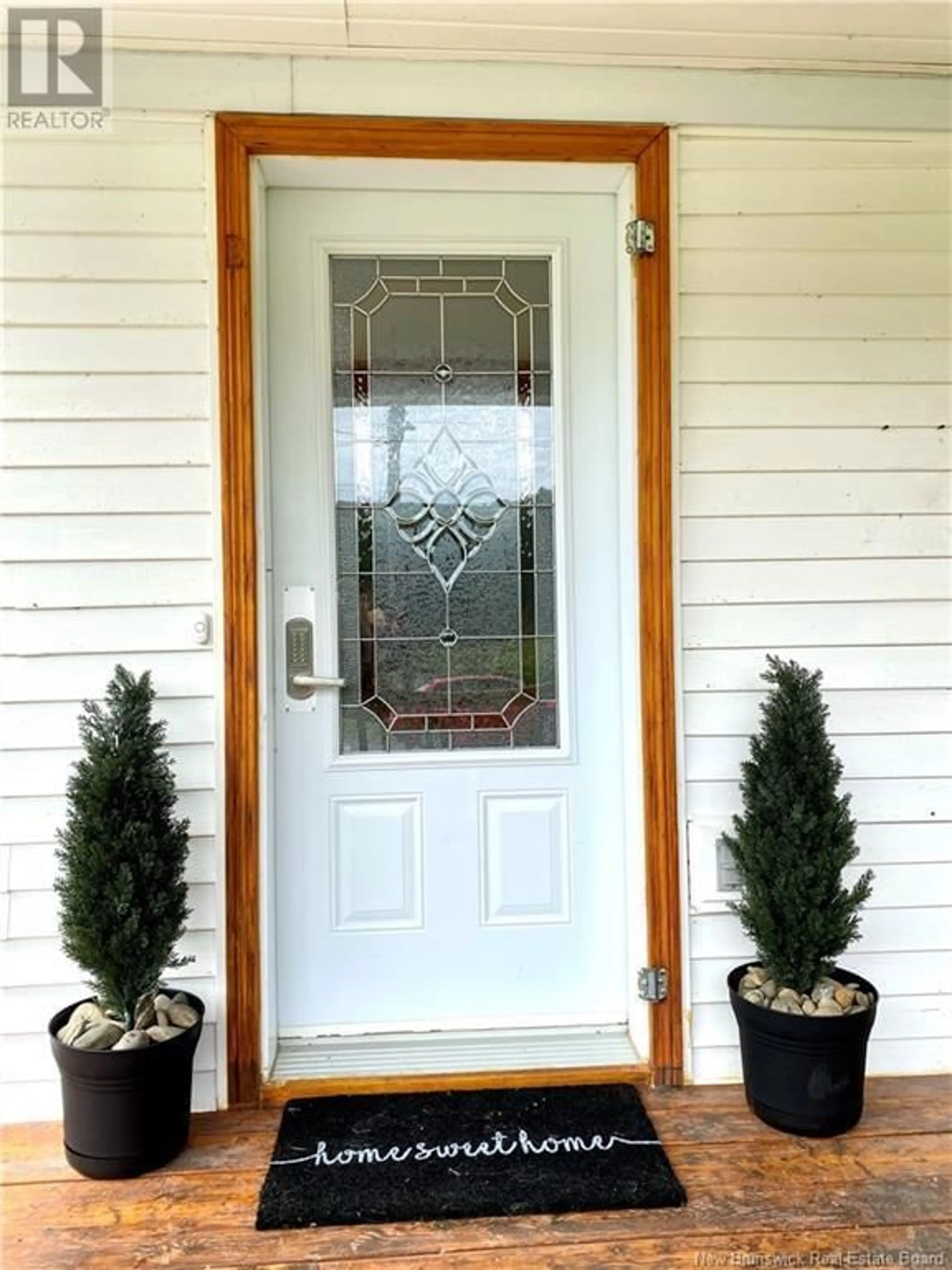 Indoor entryway for 1261 West Riverside Drive, Perth-Andover New Brunswick E7H5H8