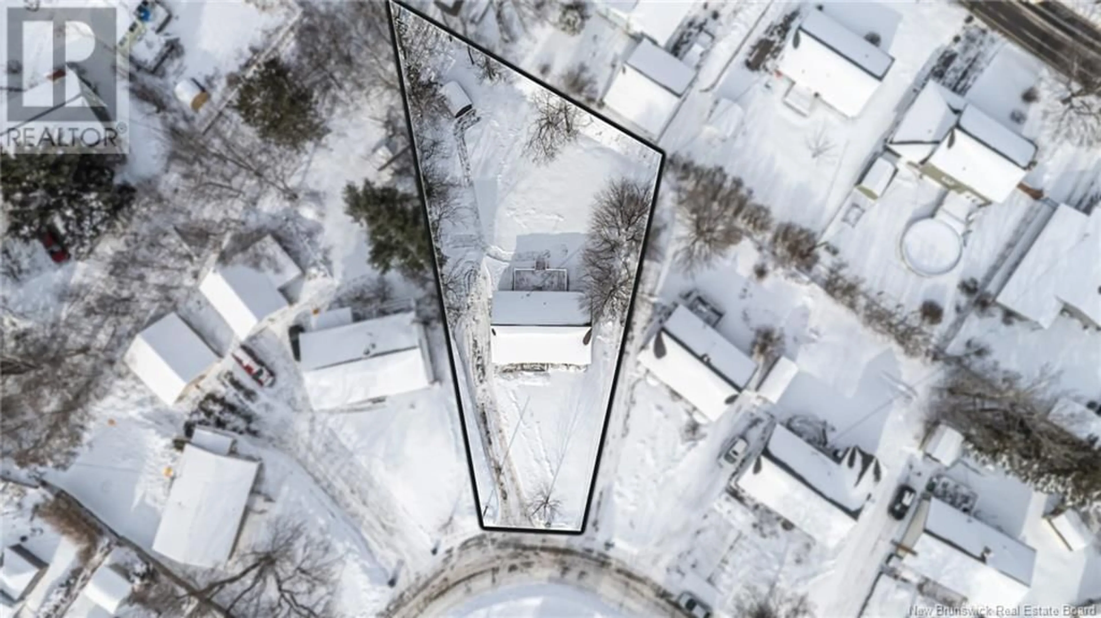 A pic from outside/outdoor area/front of a property/back of a property/a pic from drone, street for 41 Sheffield Court, Fredericton New Brunswick E3B4M9