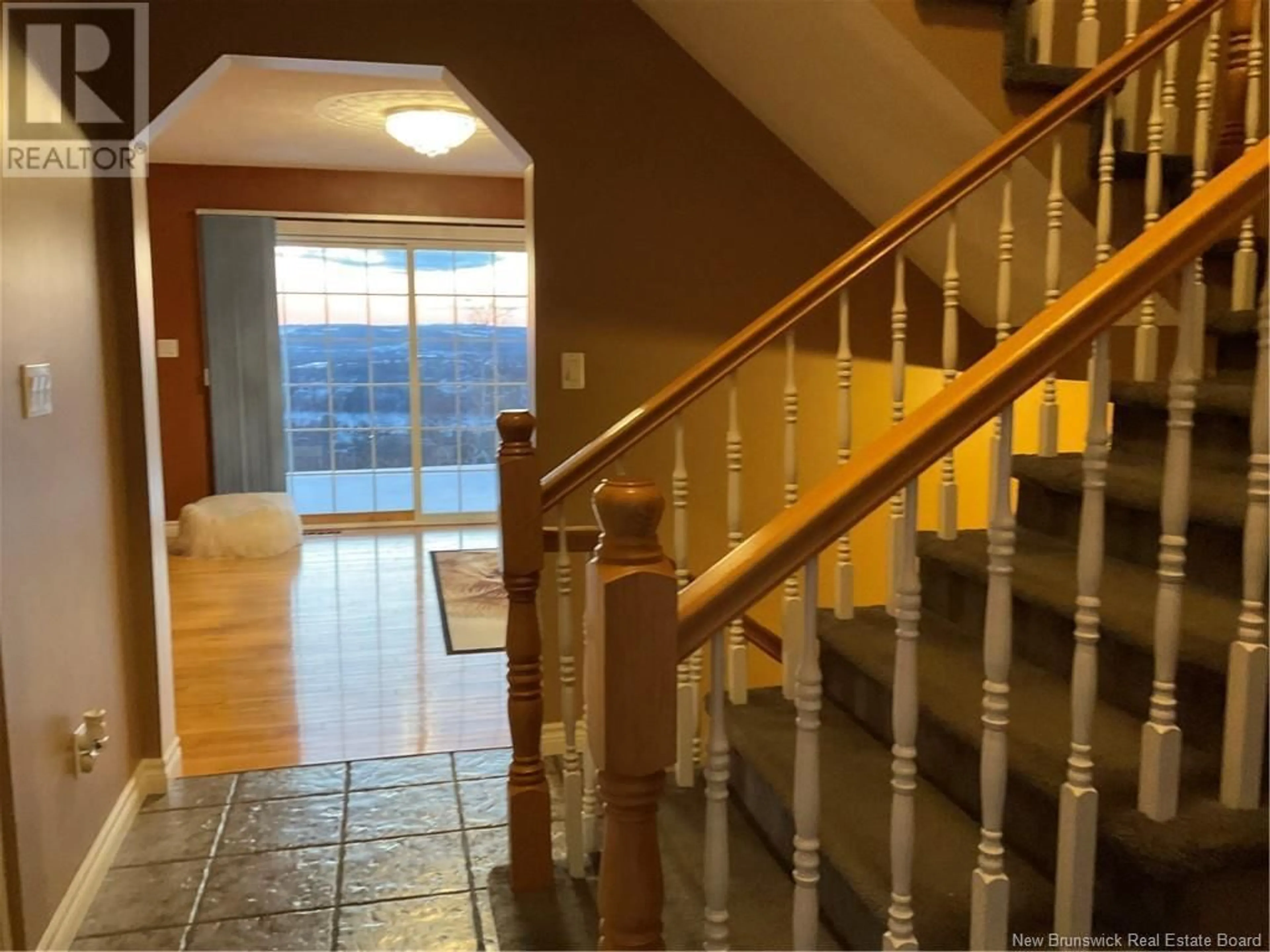 Indoor foyer for 43 Birchwood Drive, Grafton New Brunswick E7N1M7