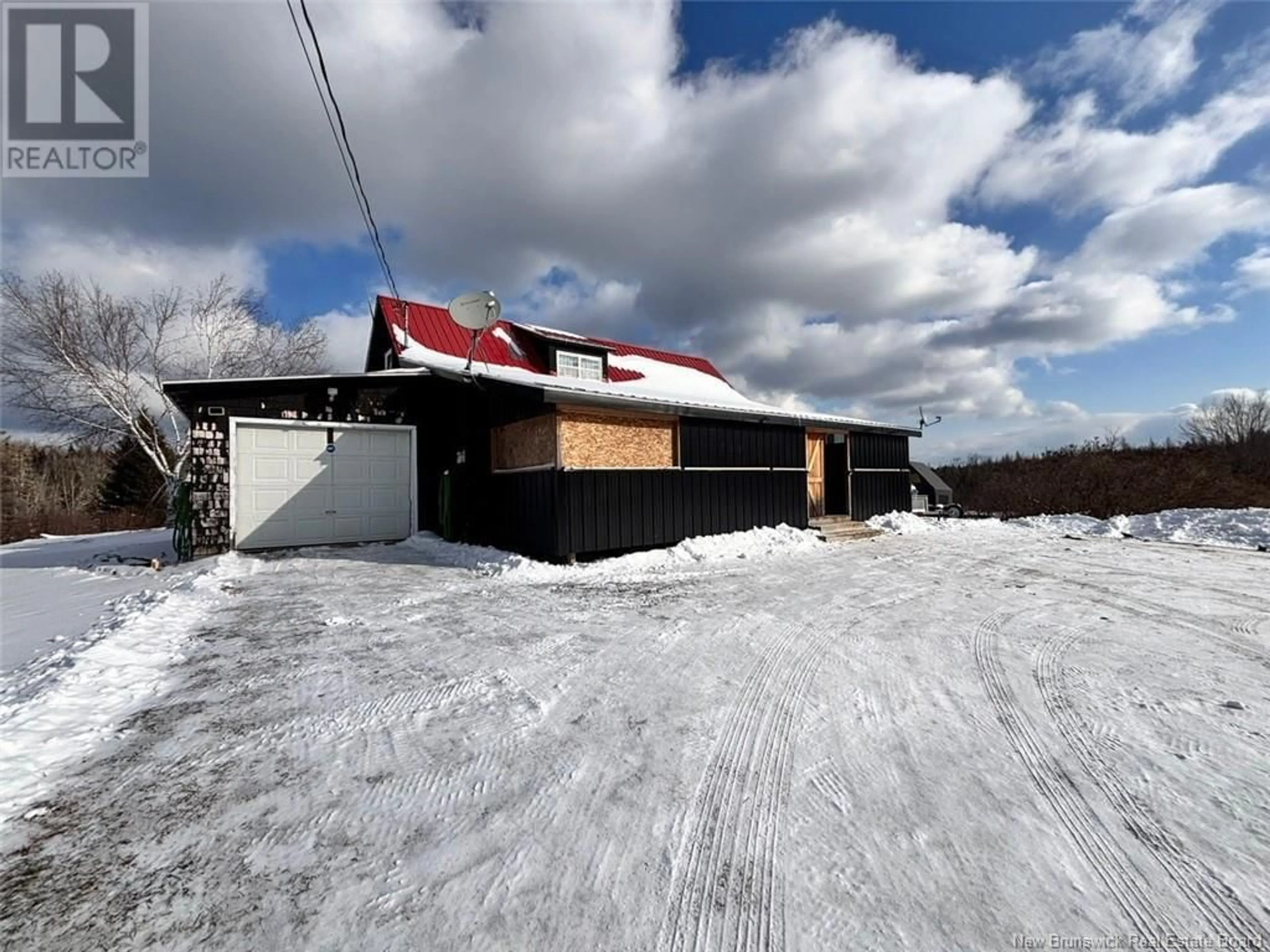 A pic from outside/outdoor area/front of a property/back of a property/a pic from drone, building for 432 Scott Siding Road, Scott Siding New Brunswick E5H1W2